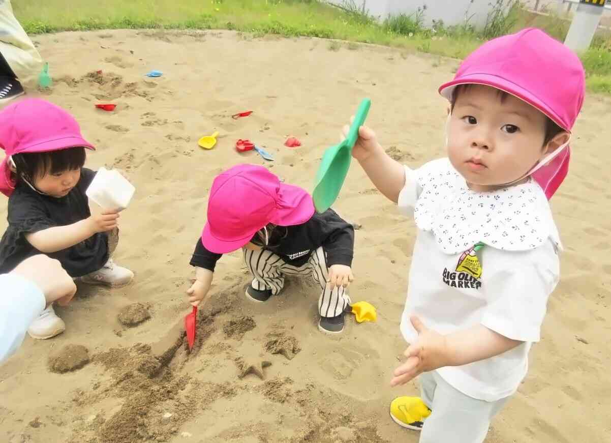 虫さん探しも好きなんだ