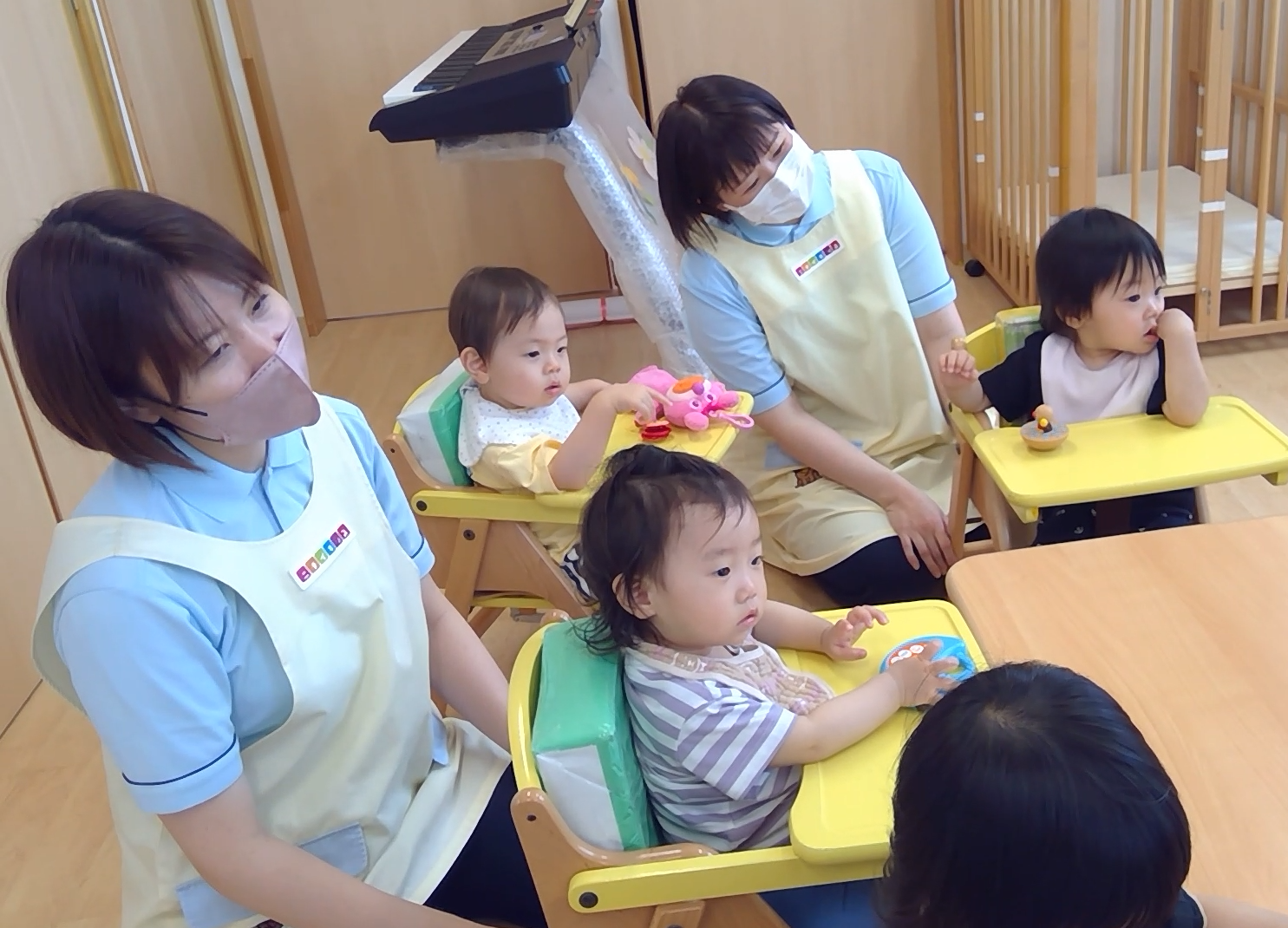 ポケットを叩くと… 大好きなものが!