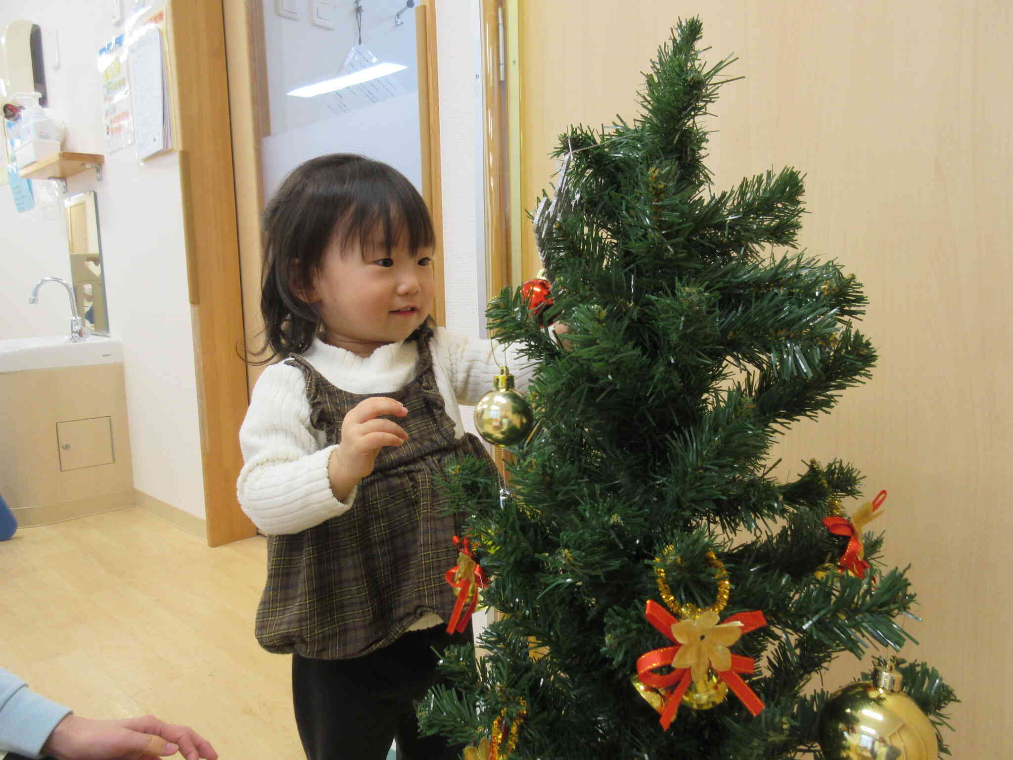 どこにつけようか、わくわくするね