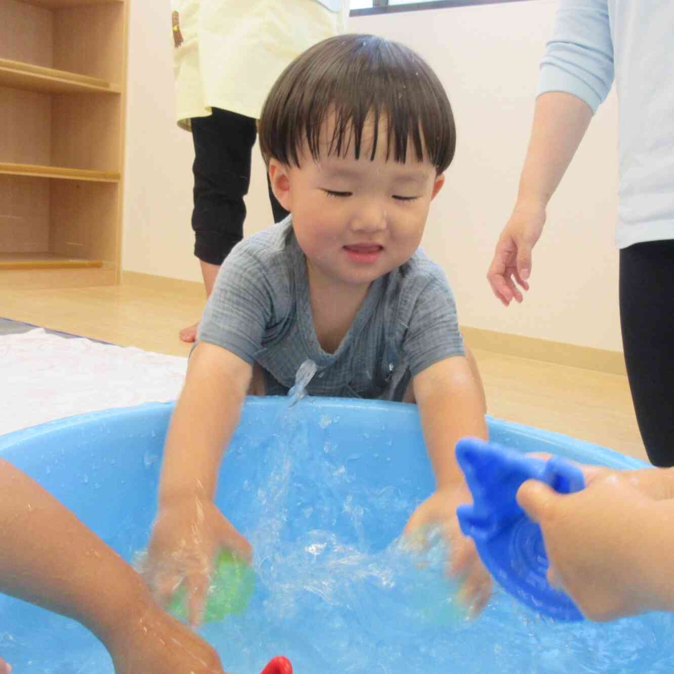 水しぶきぱしゃぱしゃ