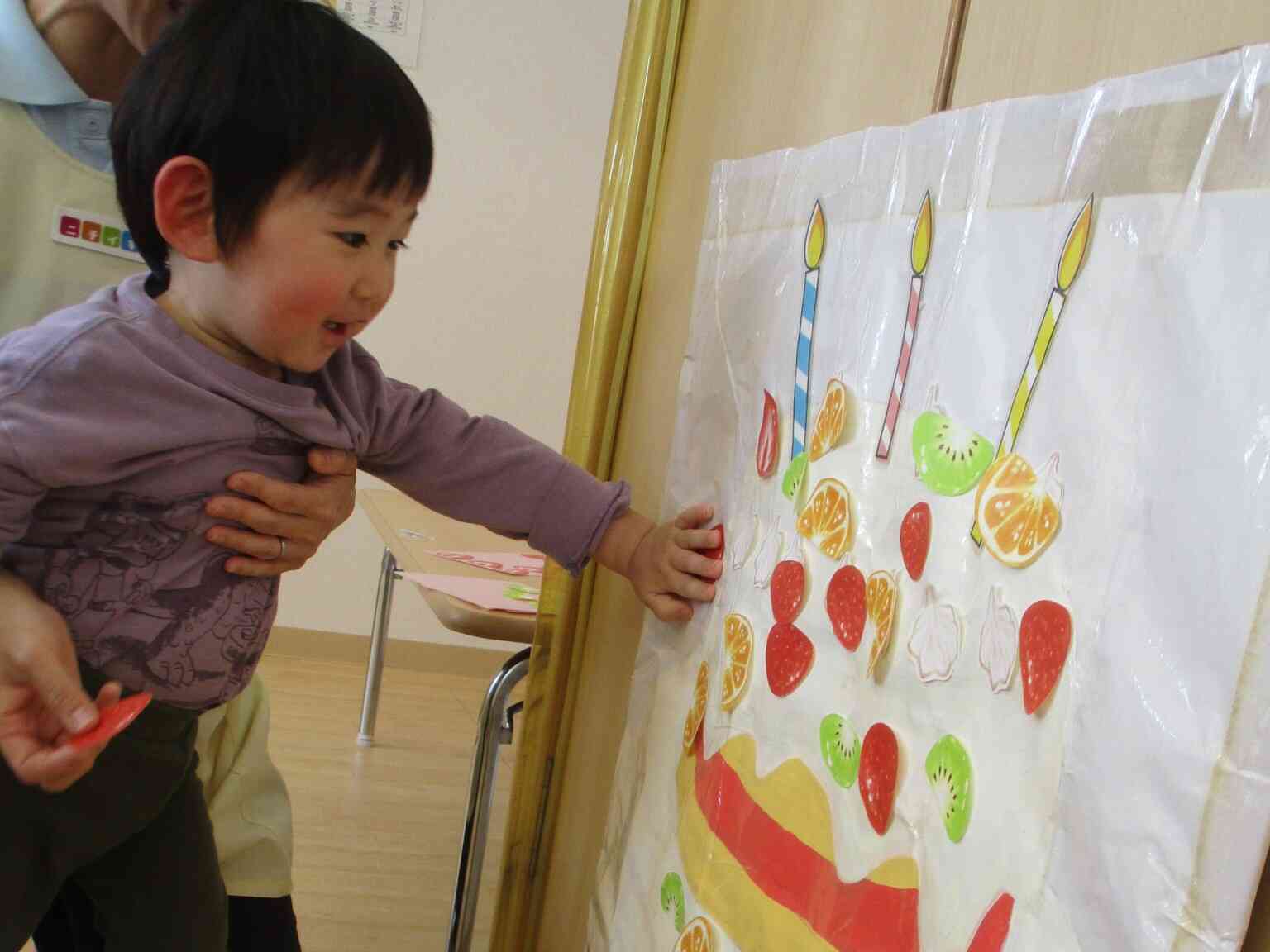 ひよこ組の小さなお友だちも飾ってくれました！