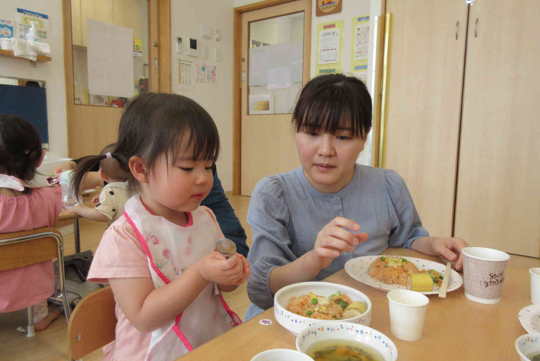 お母さんと食べると美味しいね♪♪