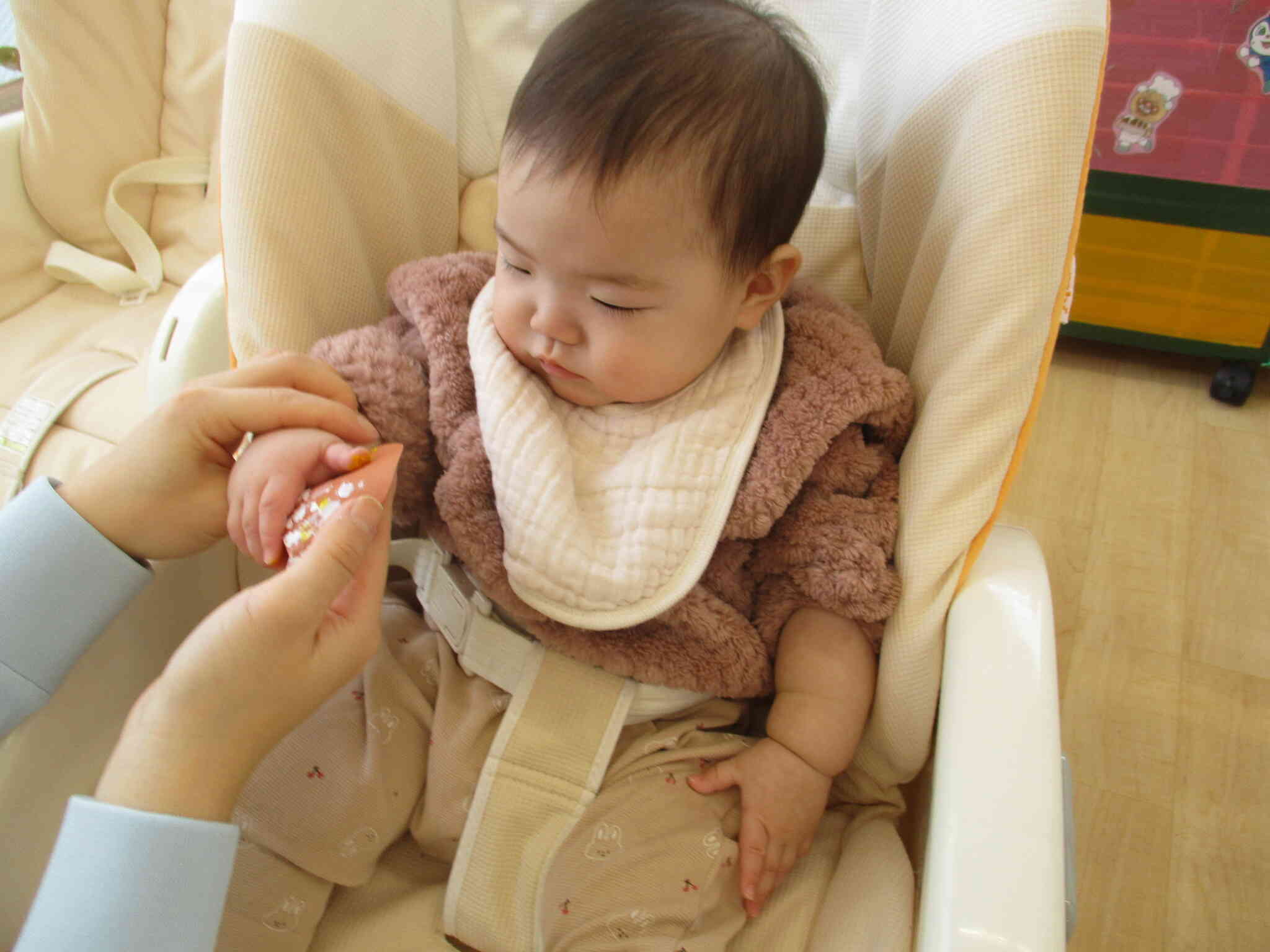 ぺたぺたっ！！