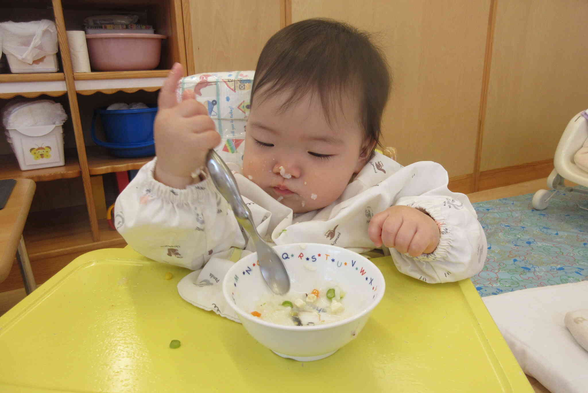 スプーンで食べられるかな？