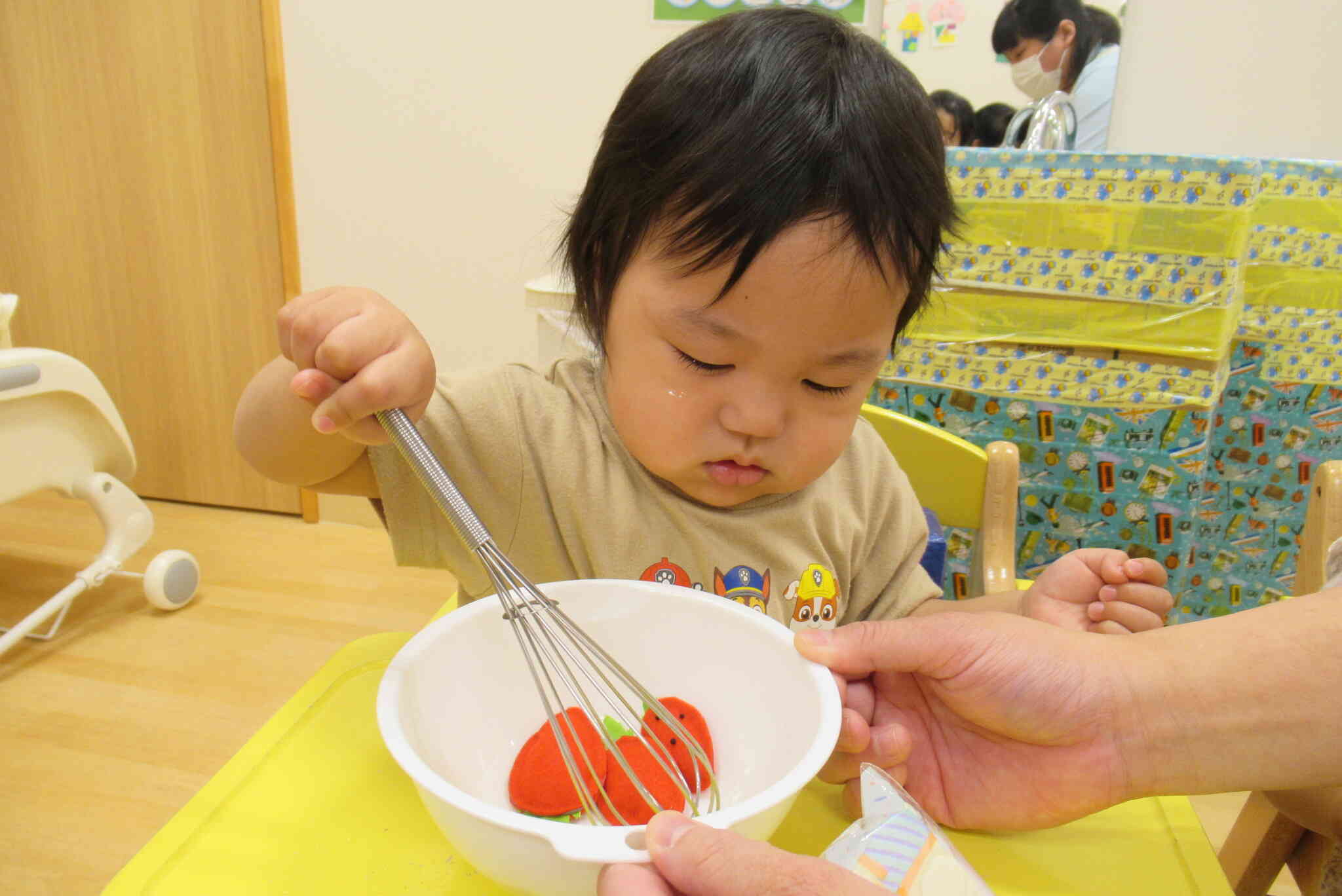 ケーキ作りのお手伝い！