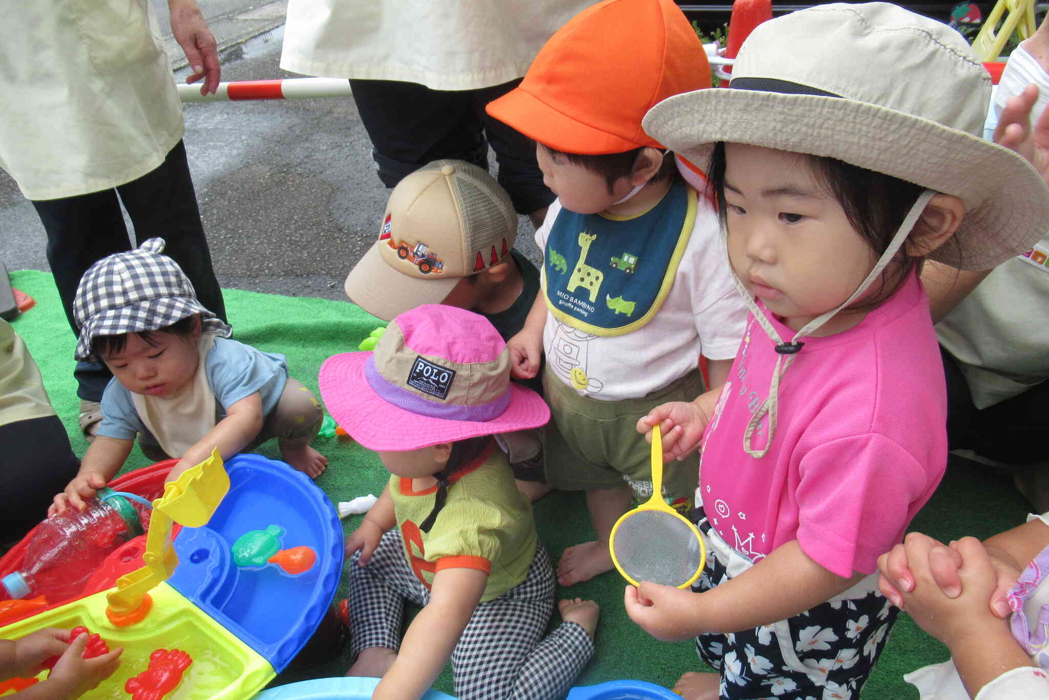 金魚すくいも大人気！