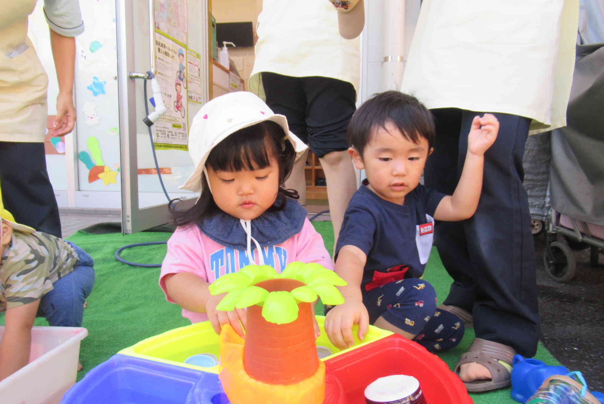水遊びとお部屋で遊んだよ！