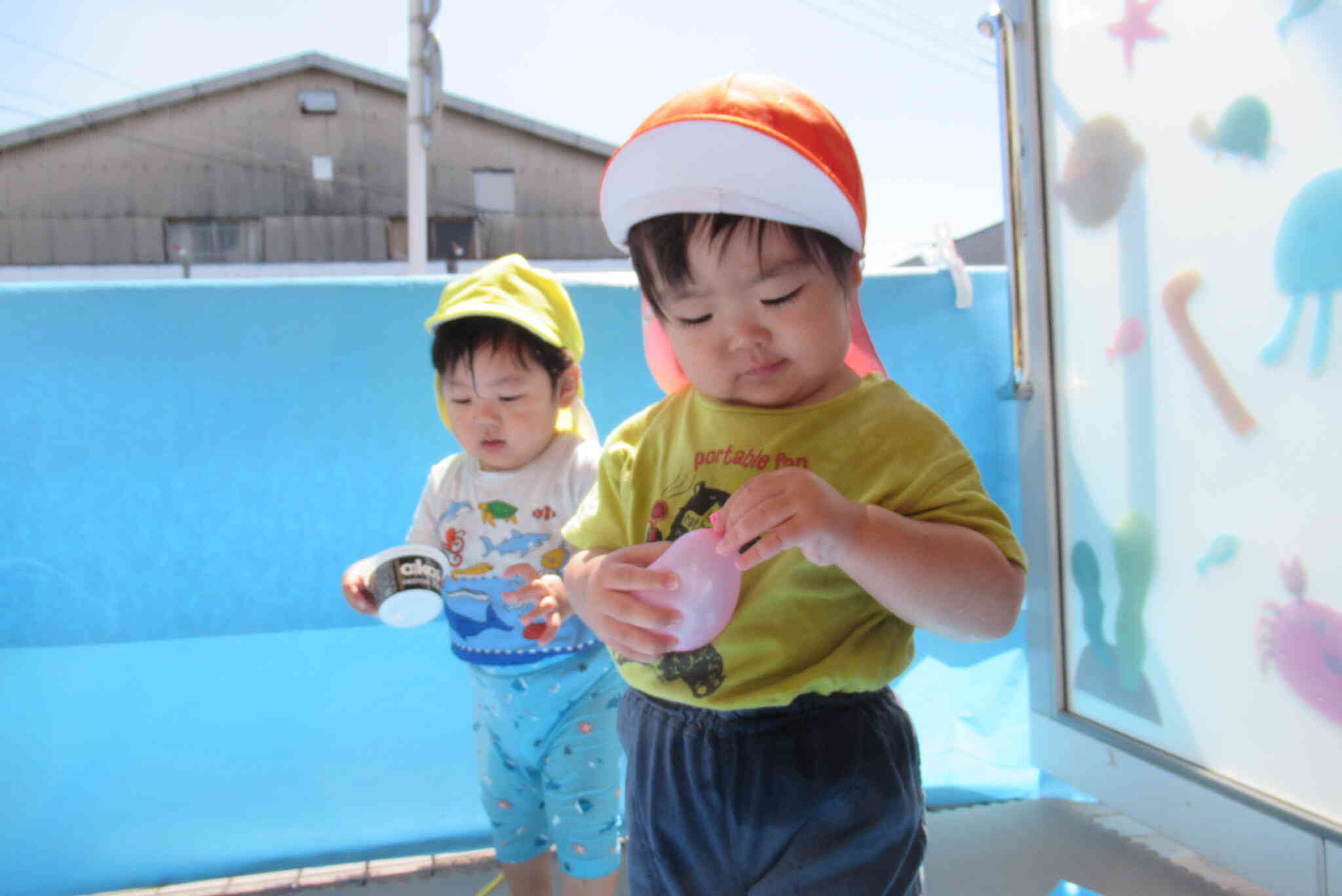 水遊びと制作！