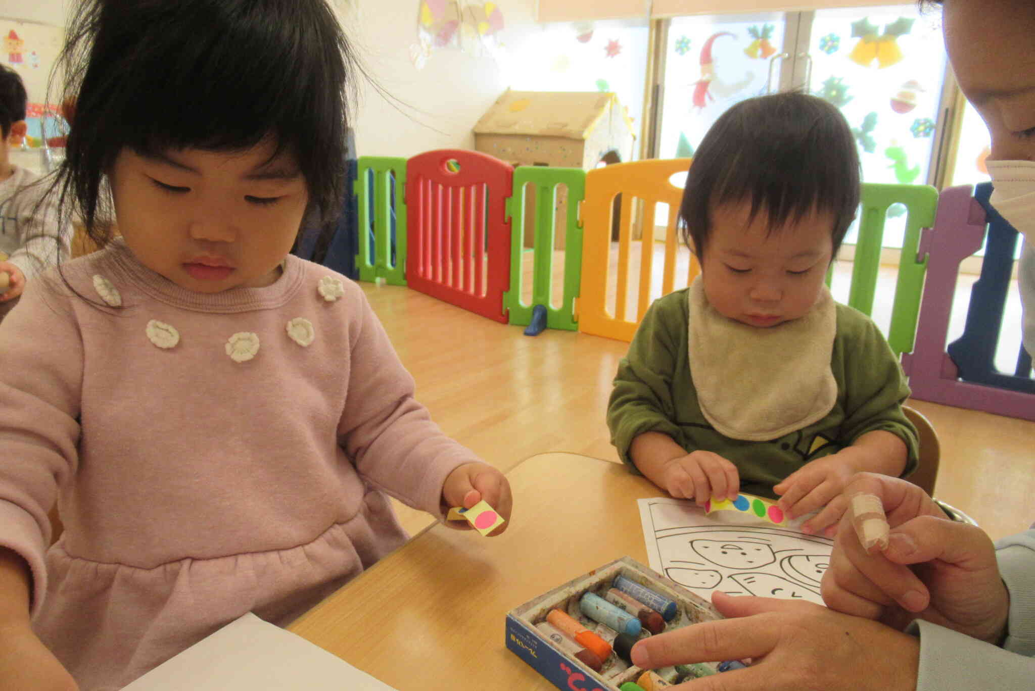 どこに貼ろうかな？