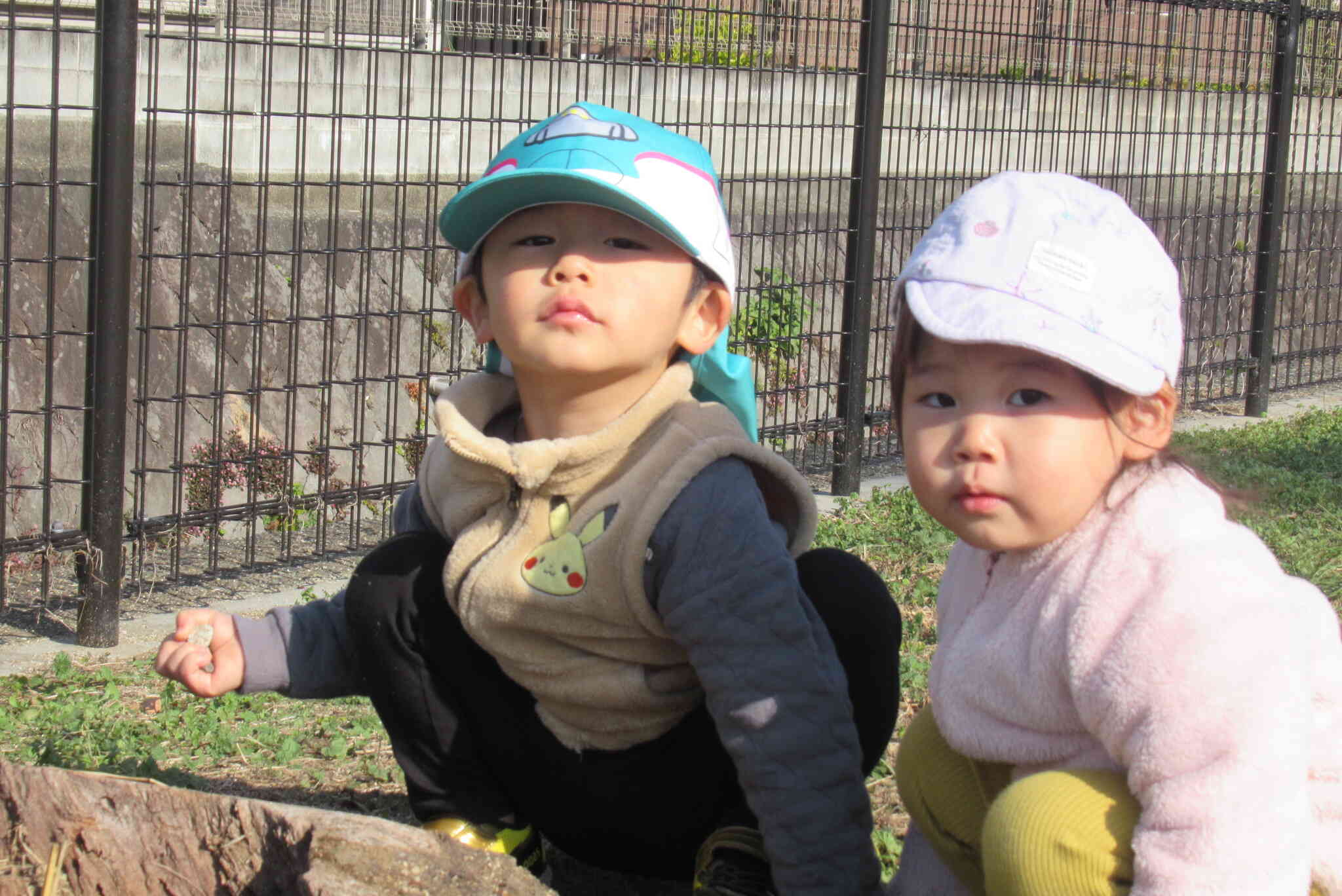 二人で仲良くはいチーズ！