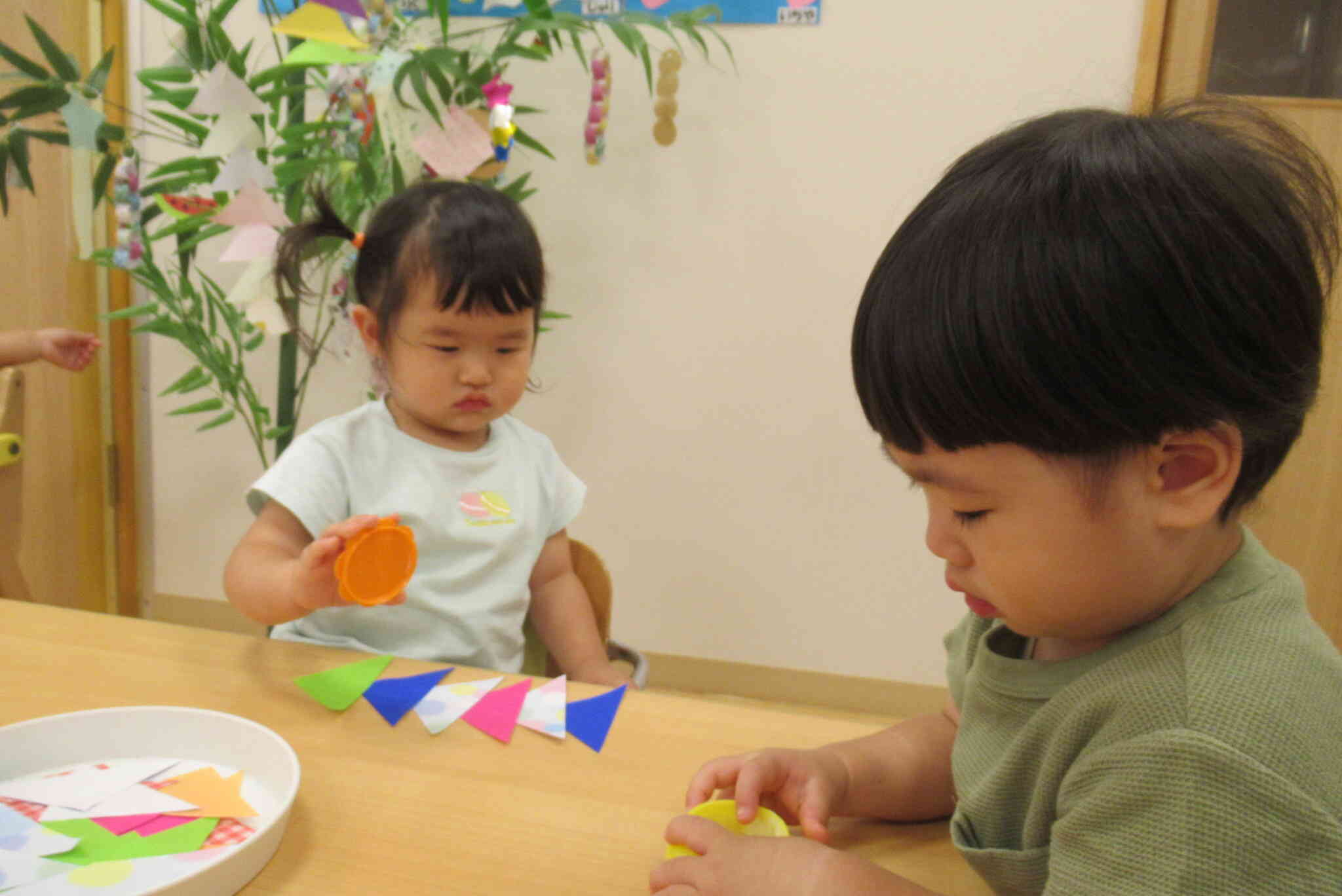 笹飾り作りと風船遊び！