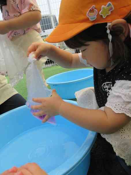 ぶどうジュースの完成☆きれいな色だね☆