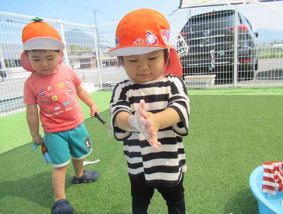フワフワの泡って気持ちいいなぁ～！ゴシゴシ☆手もきれいになったよ！