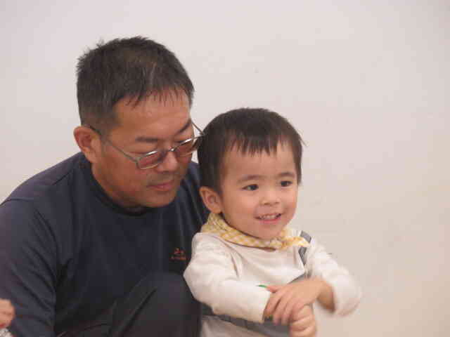 パパと一緒に大好きな歌をうたったよ♪嬉しいな~