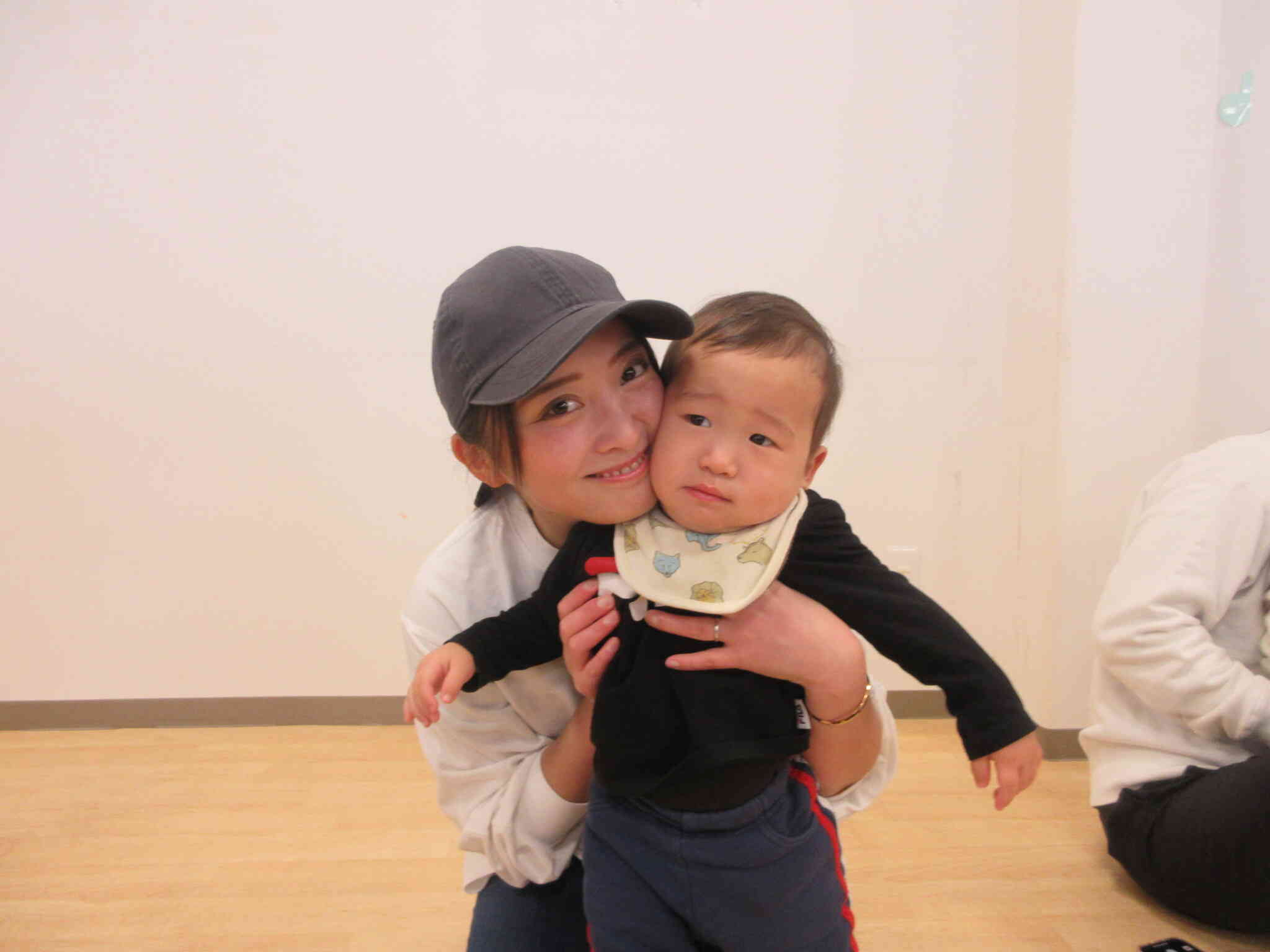 ほっぺとほっぺ　ぴったんこ！