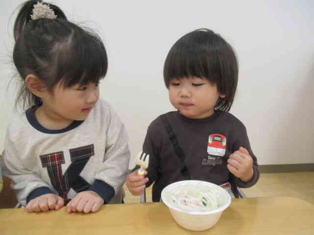 うどんどうぞ⭐︎おいしいですか？？