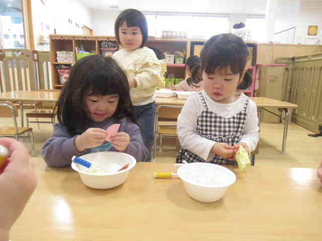 ♪いらっしゃいませ～　うどんいかがですか？♪