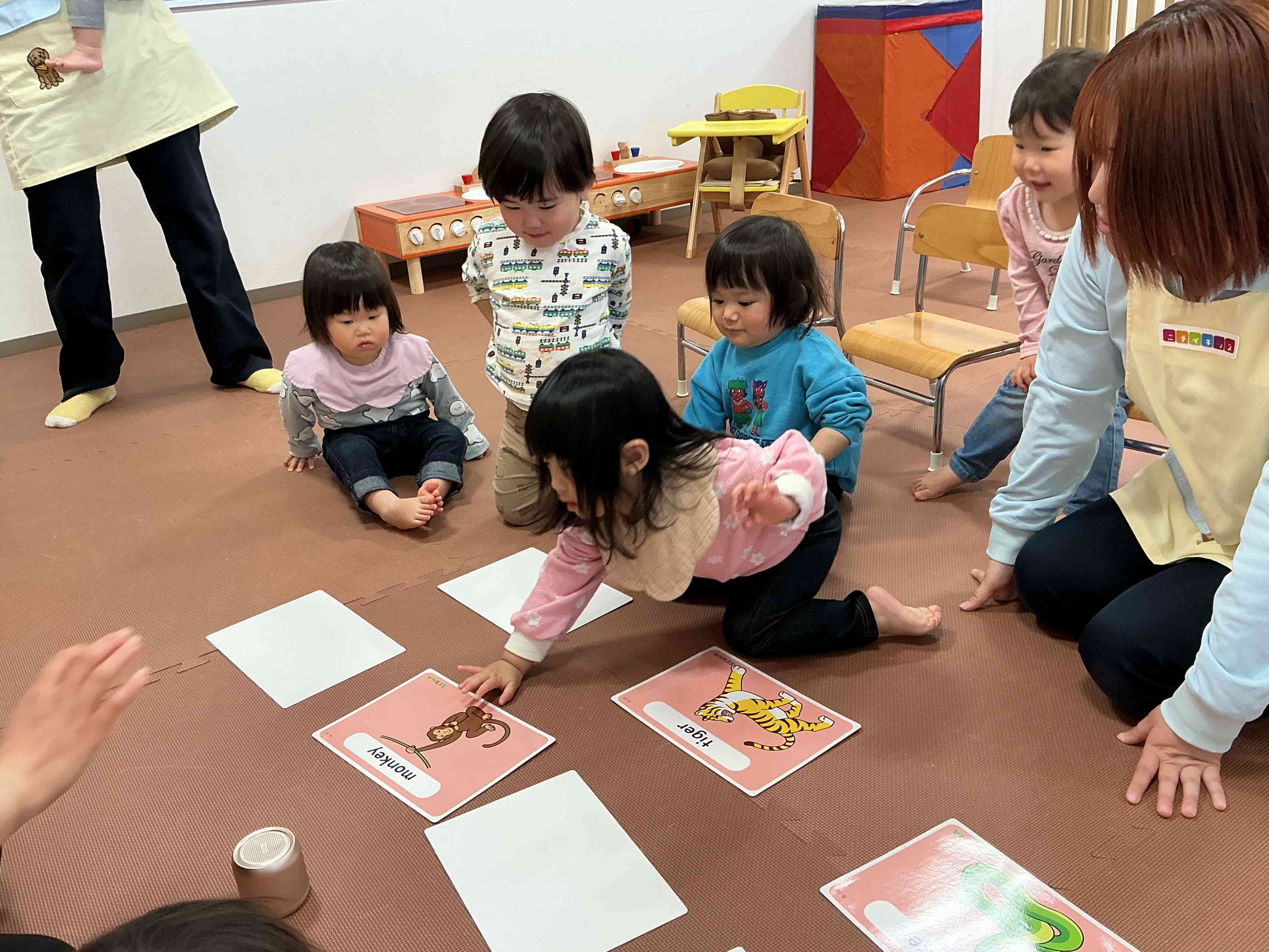 今の鳴き声は「ゾウだ！」