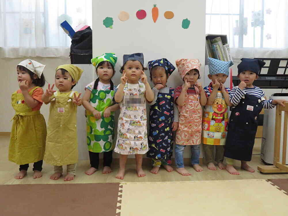 かわいいエプロン姿