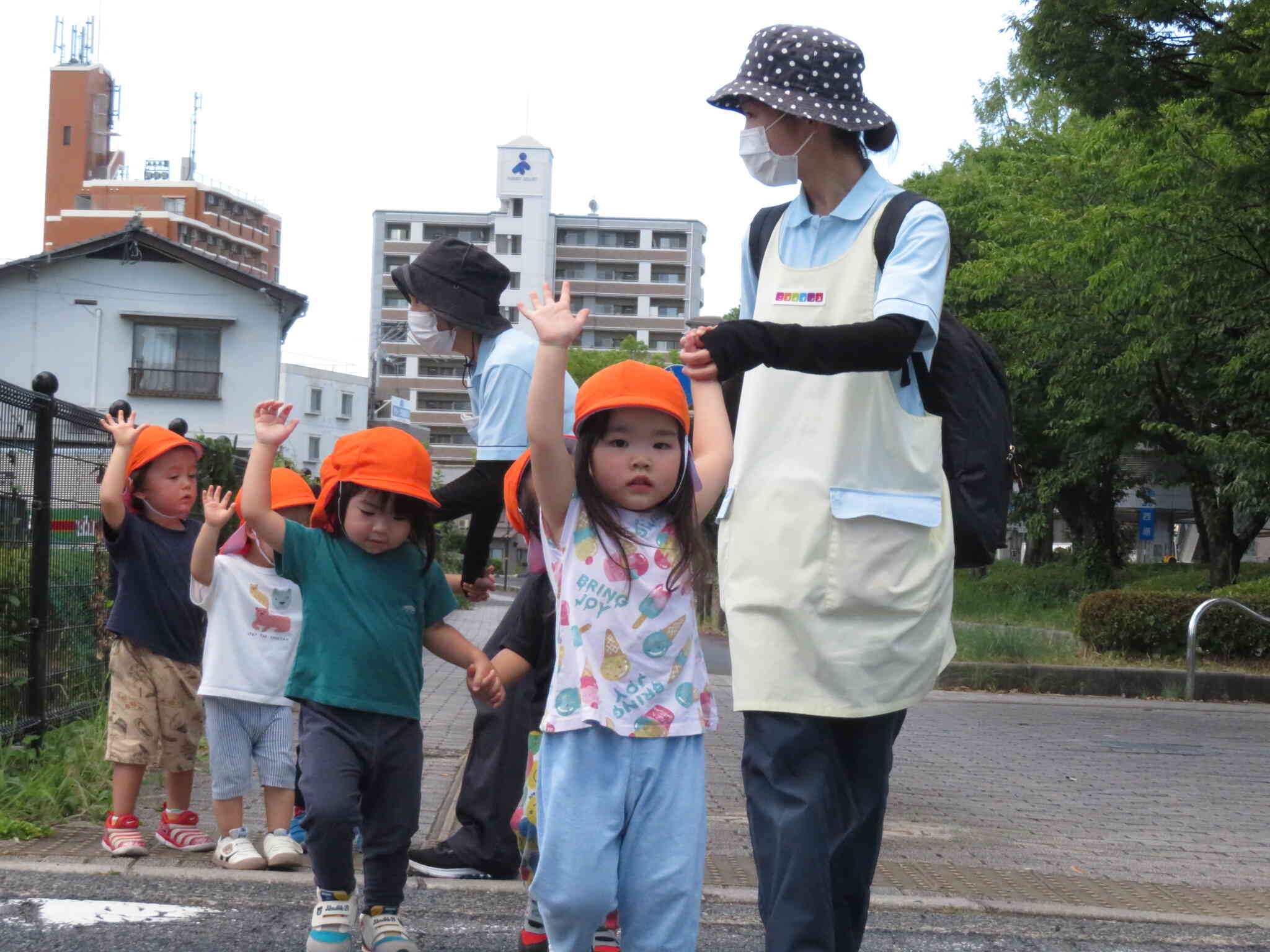 横断歩道を渡ってみよう