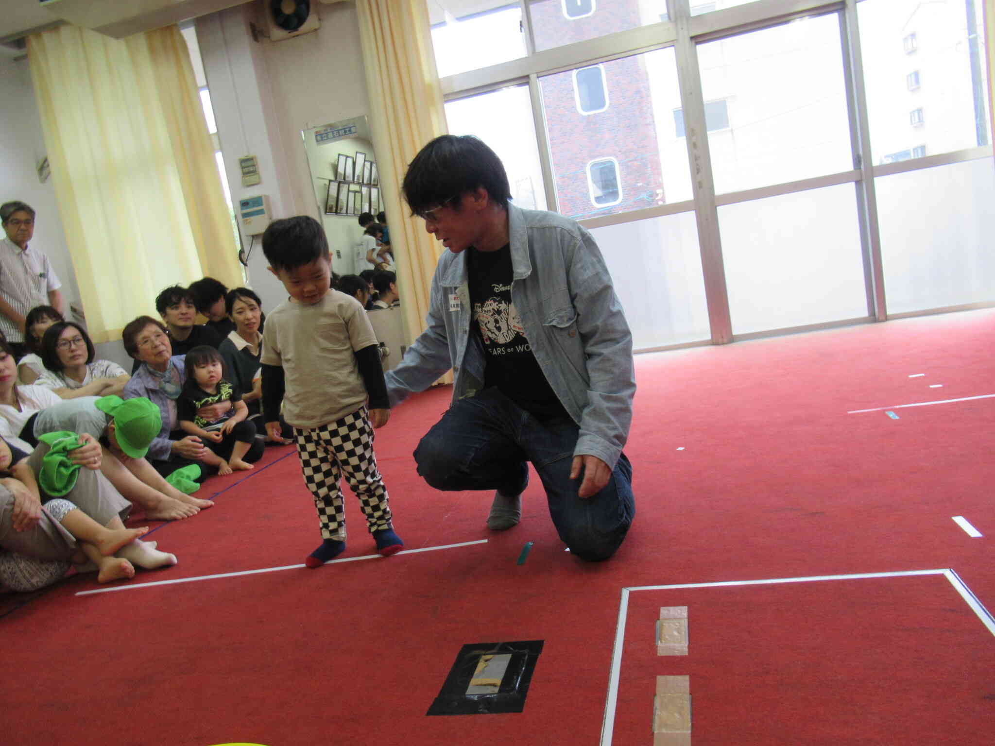 ご家族がそばにいると安心できるね。