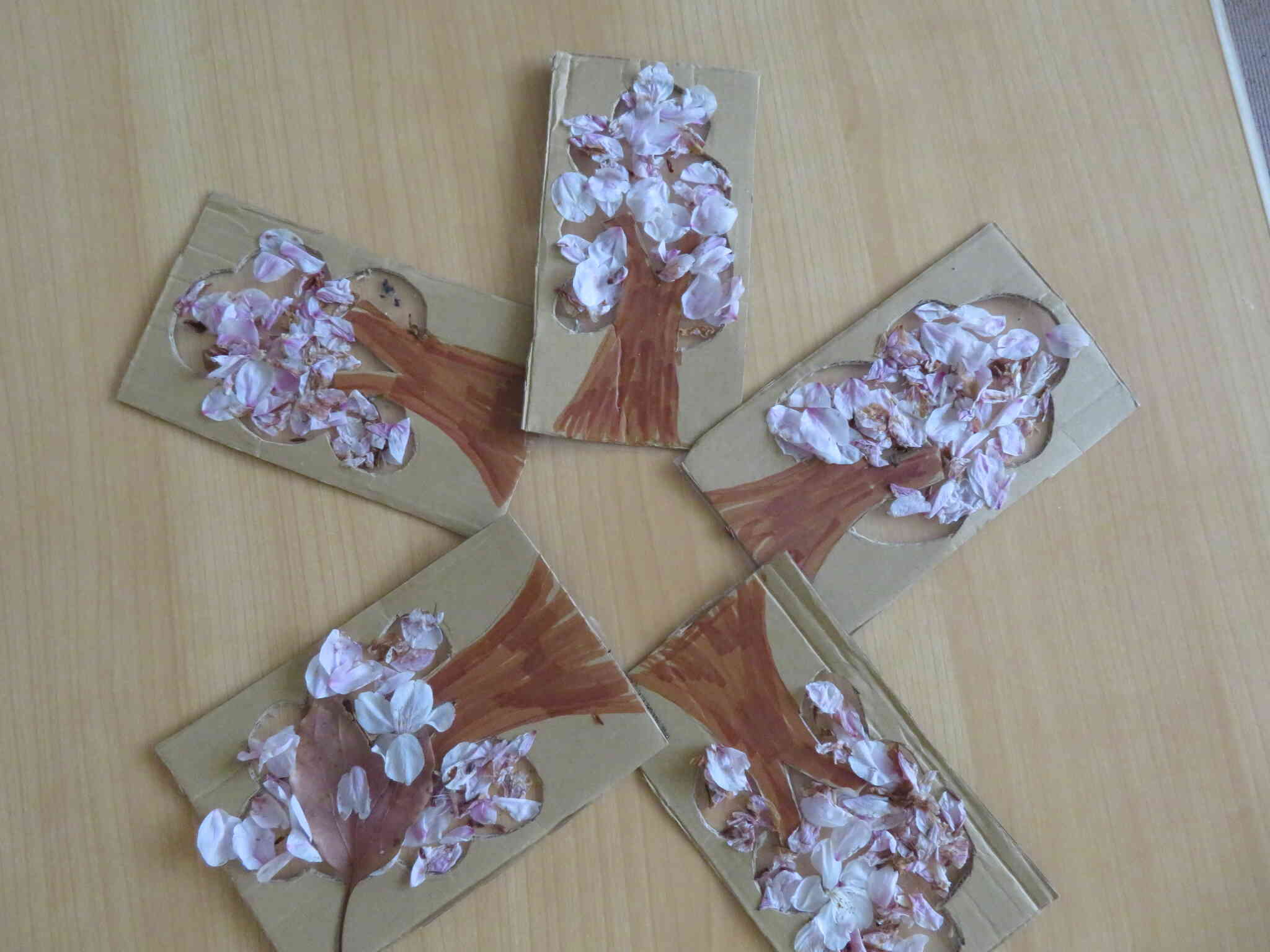 あひる組（１歳児クラス）の様子