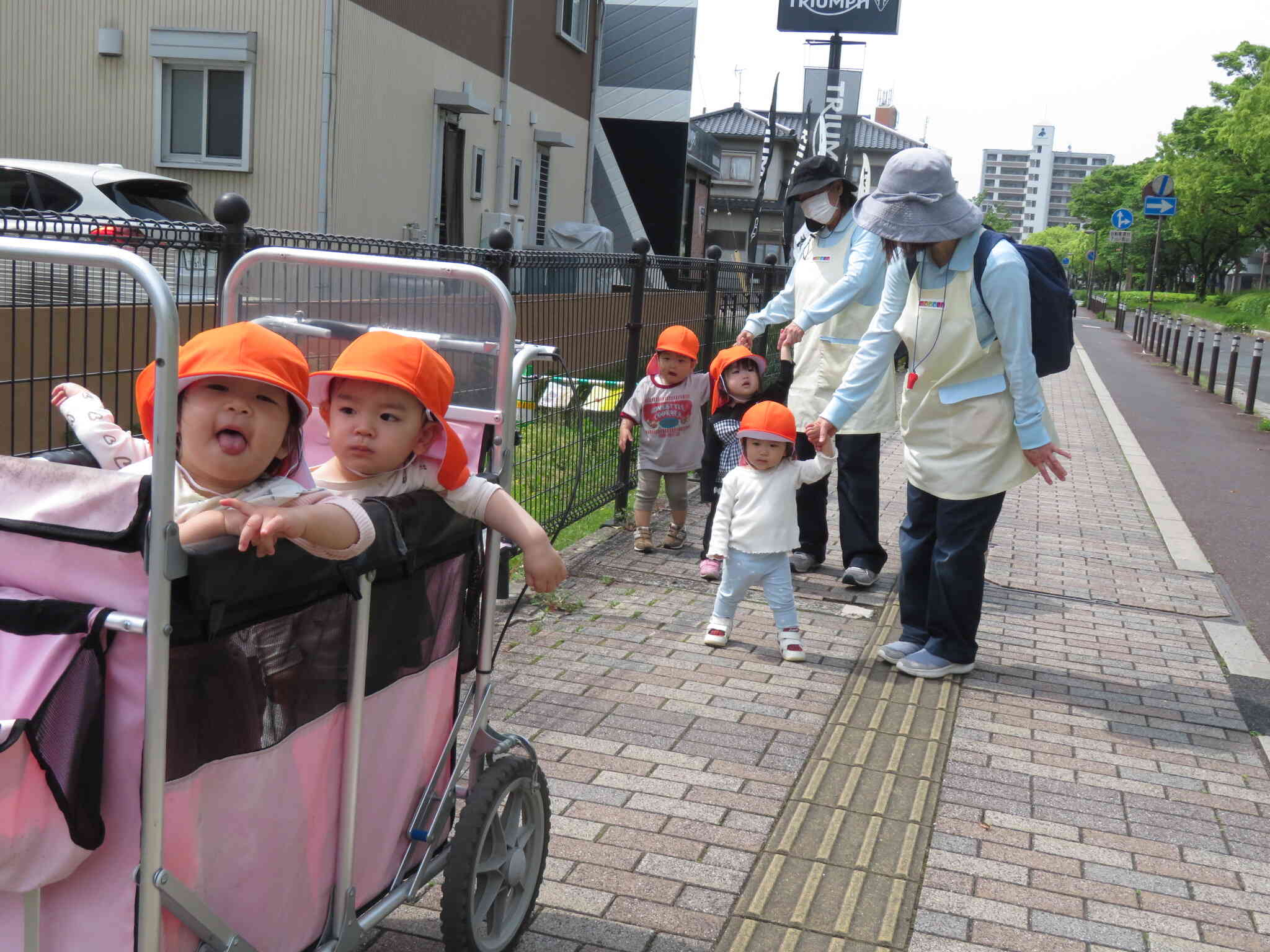 あひる組（１歳児クラス）の様子