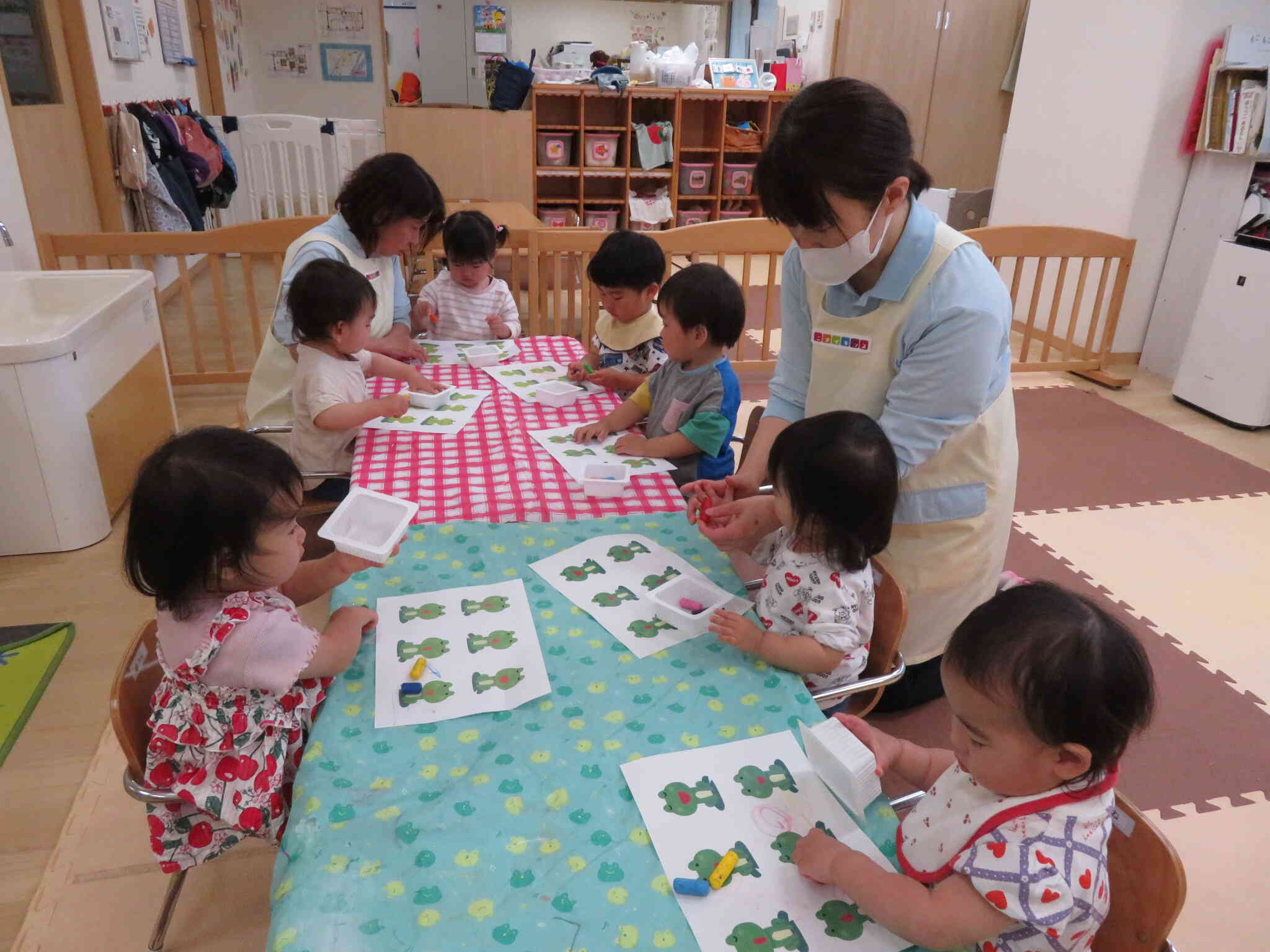 あひる組（１歳児クラス）の様子