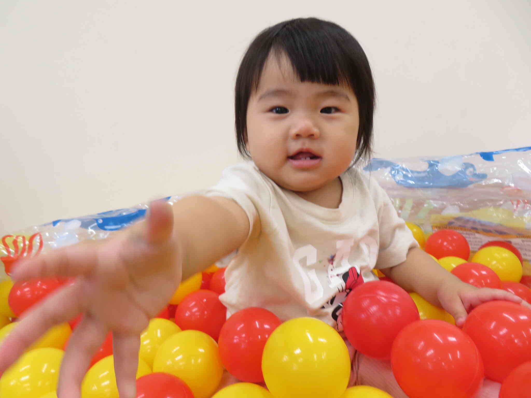 ひよこ組（0歳児クラス）の様子