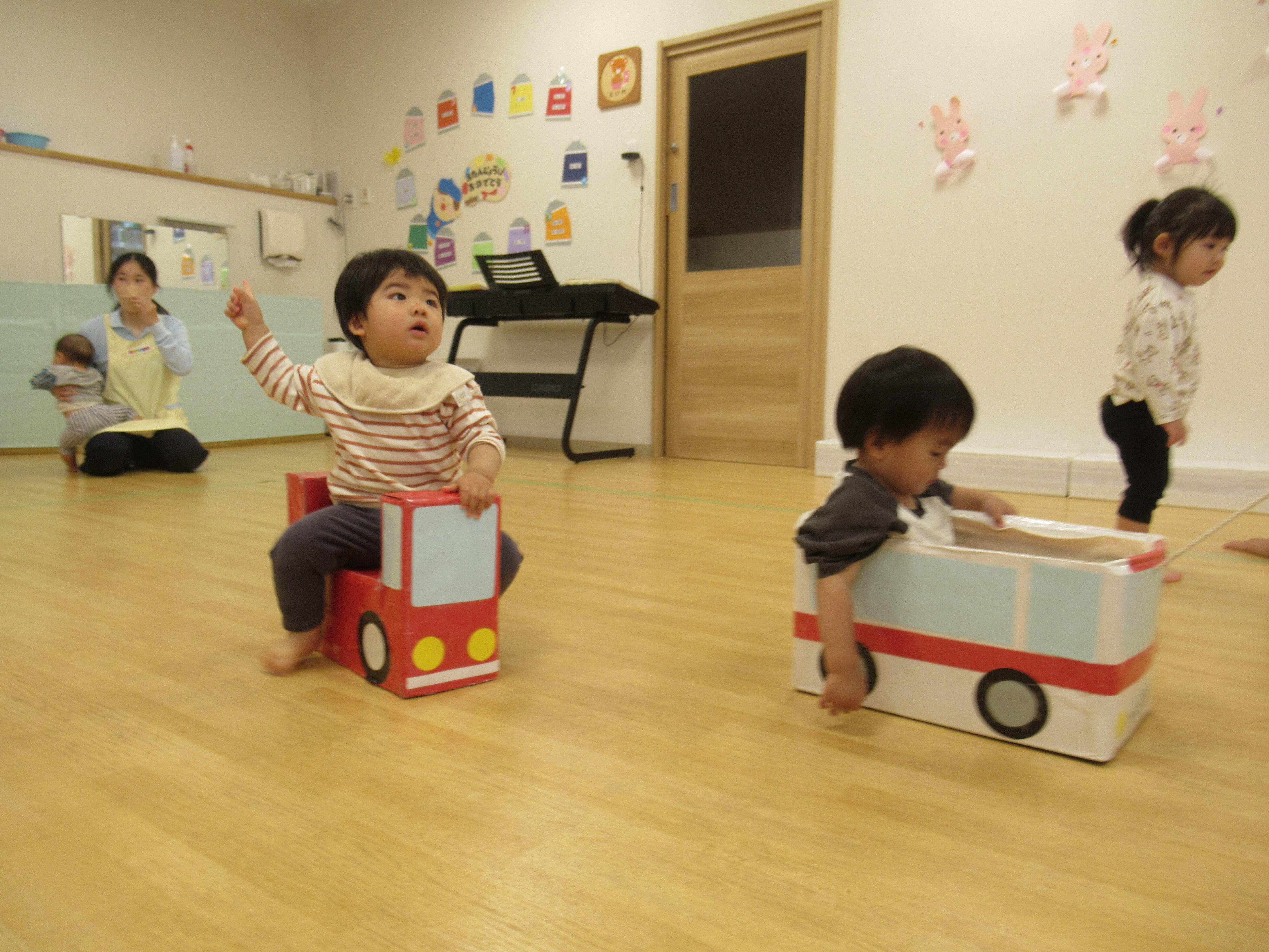 救急車・消防車がとおりま～す！