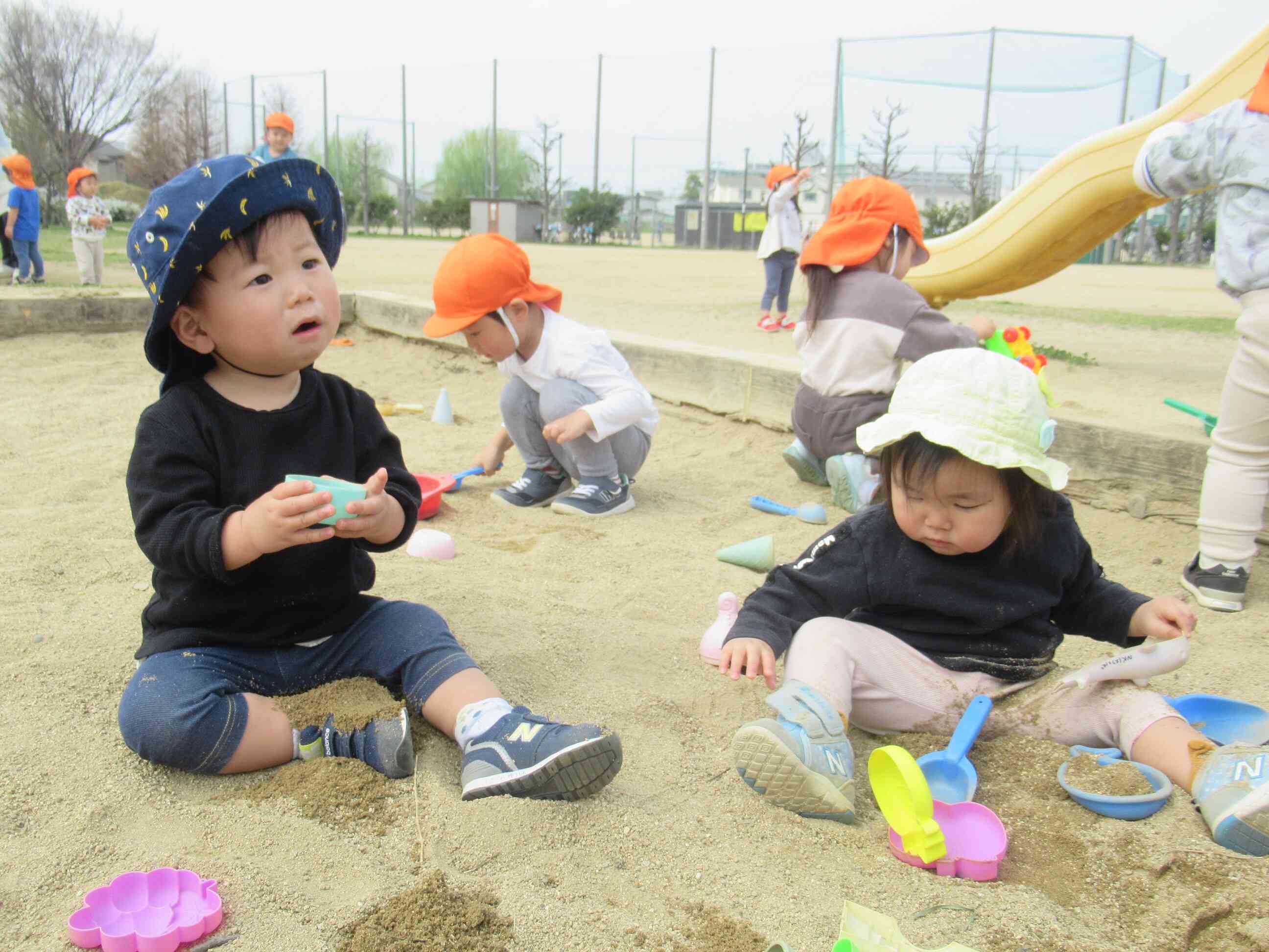 大好きな砂場あそび