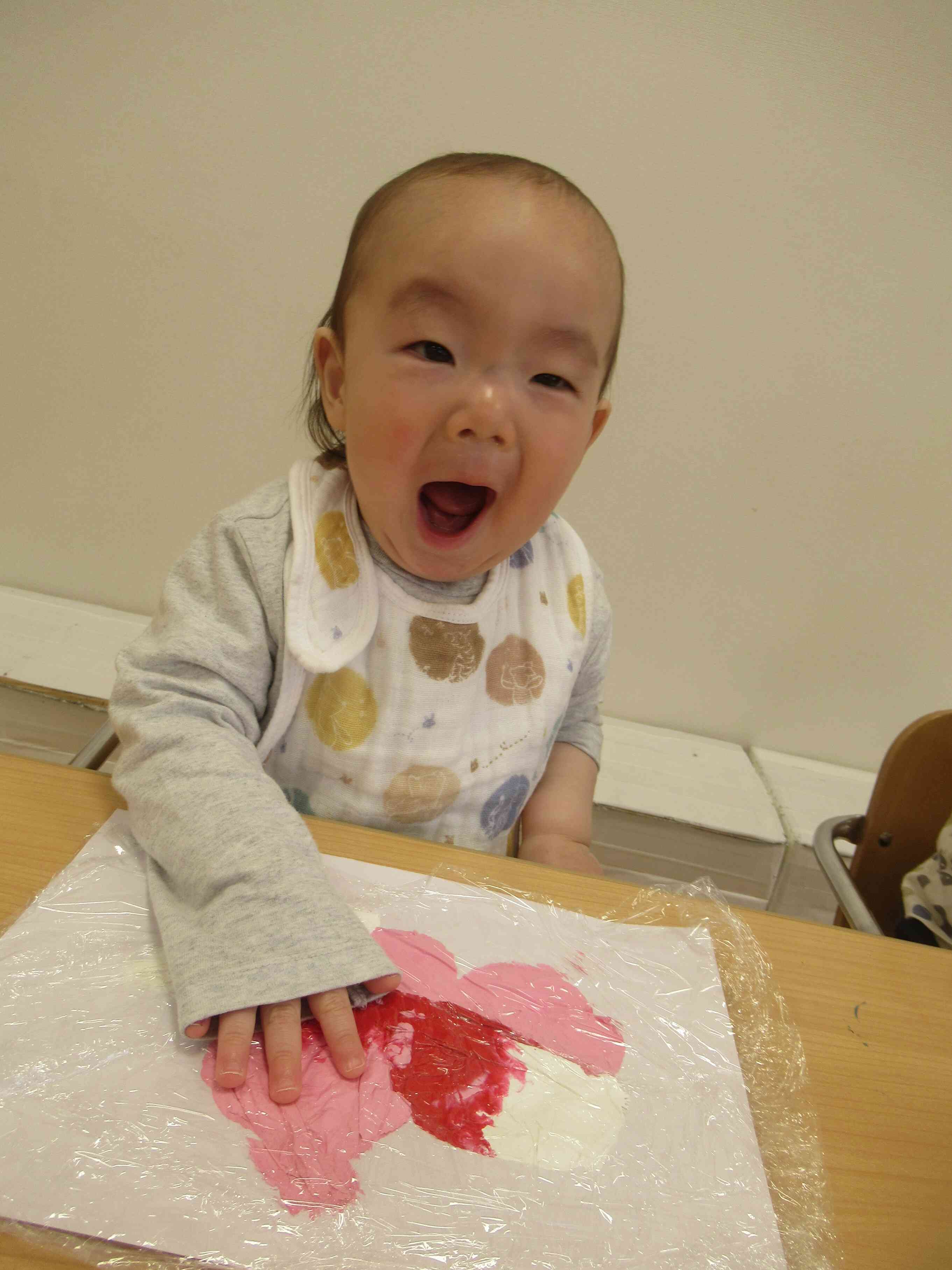 えのぐ冷たくて気持ちがいいね♪