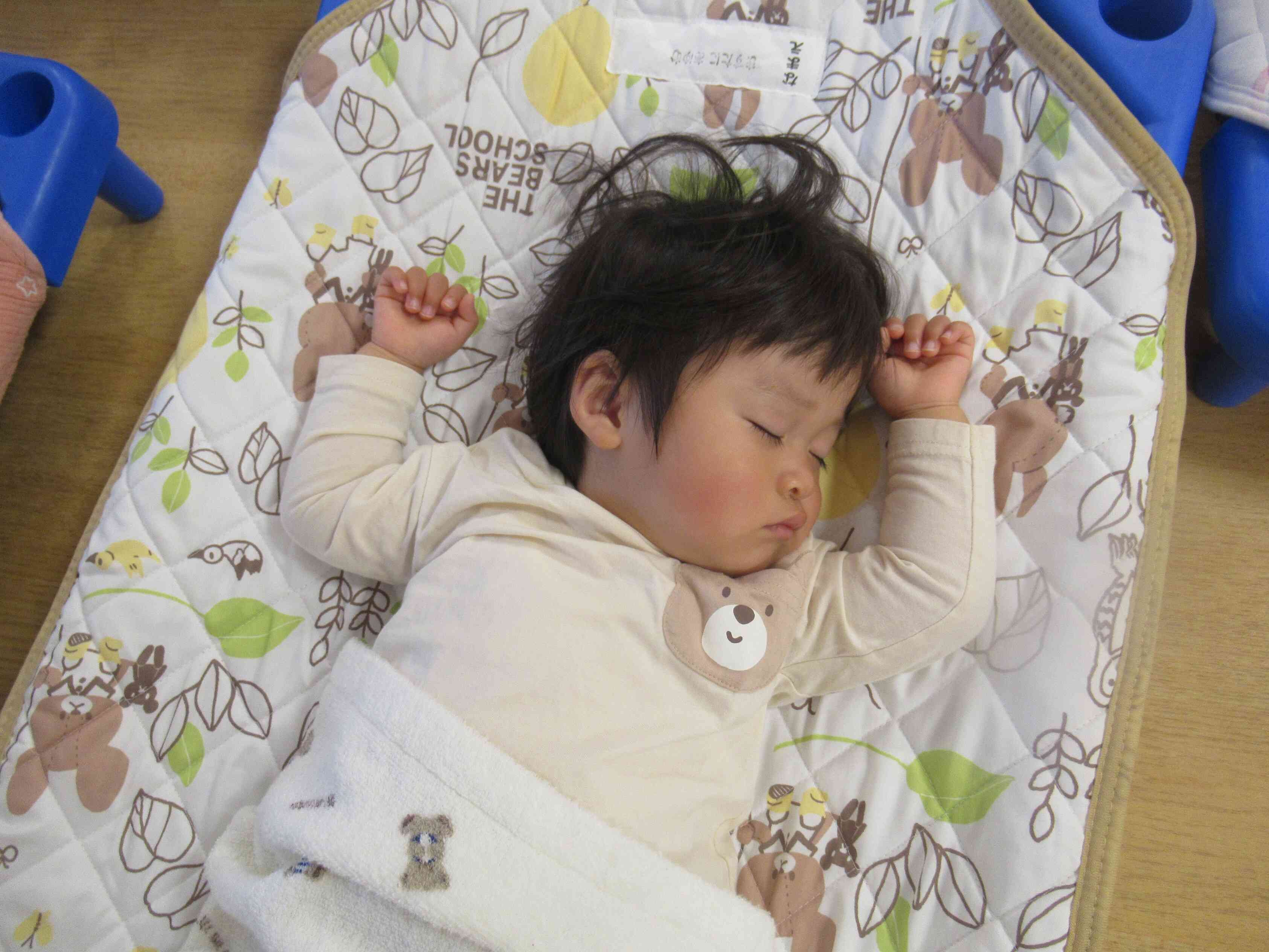 どんな夢を見ているのかな～？