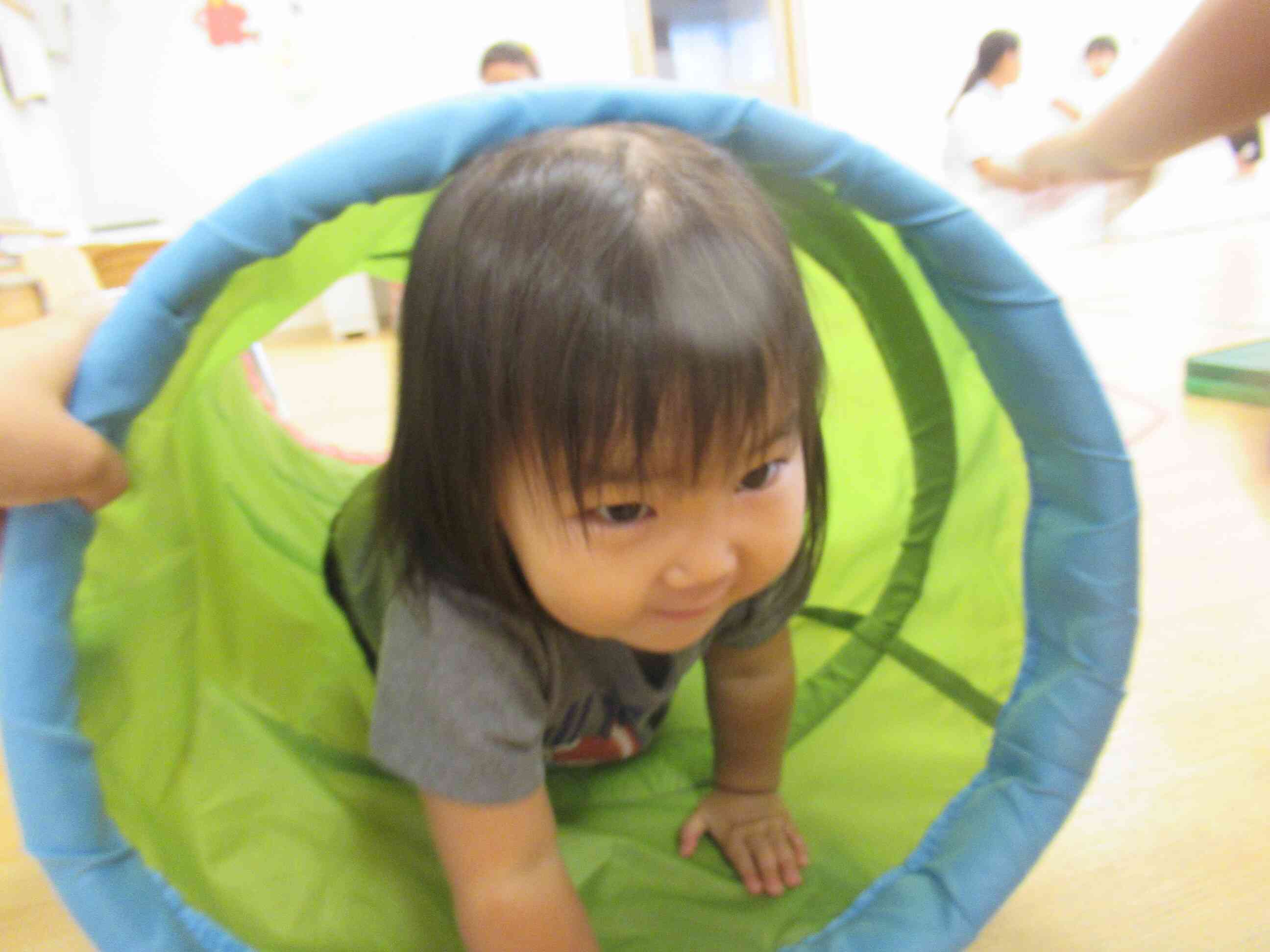 トンネル