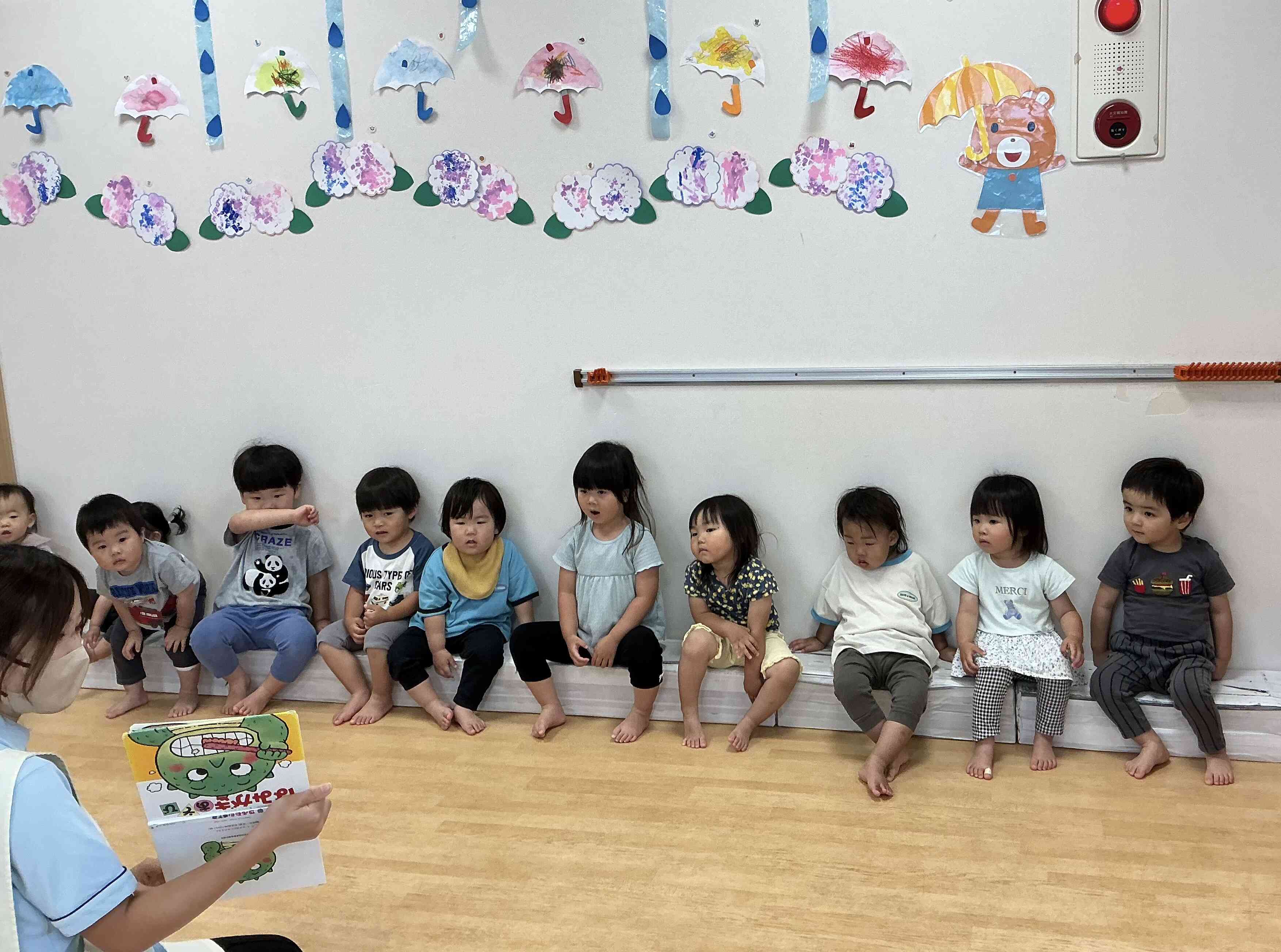 歯を磨きましょう♪