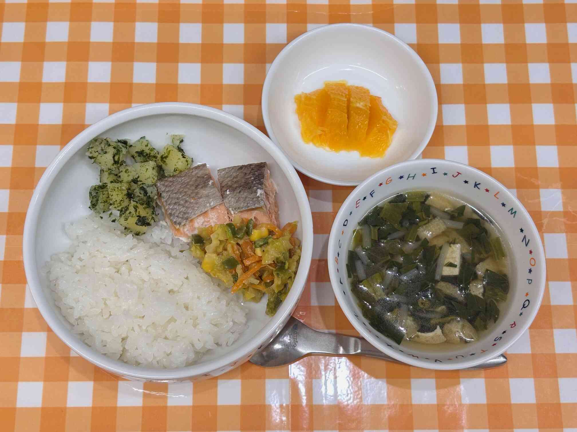 2025年11月25日の給食