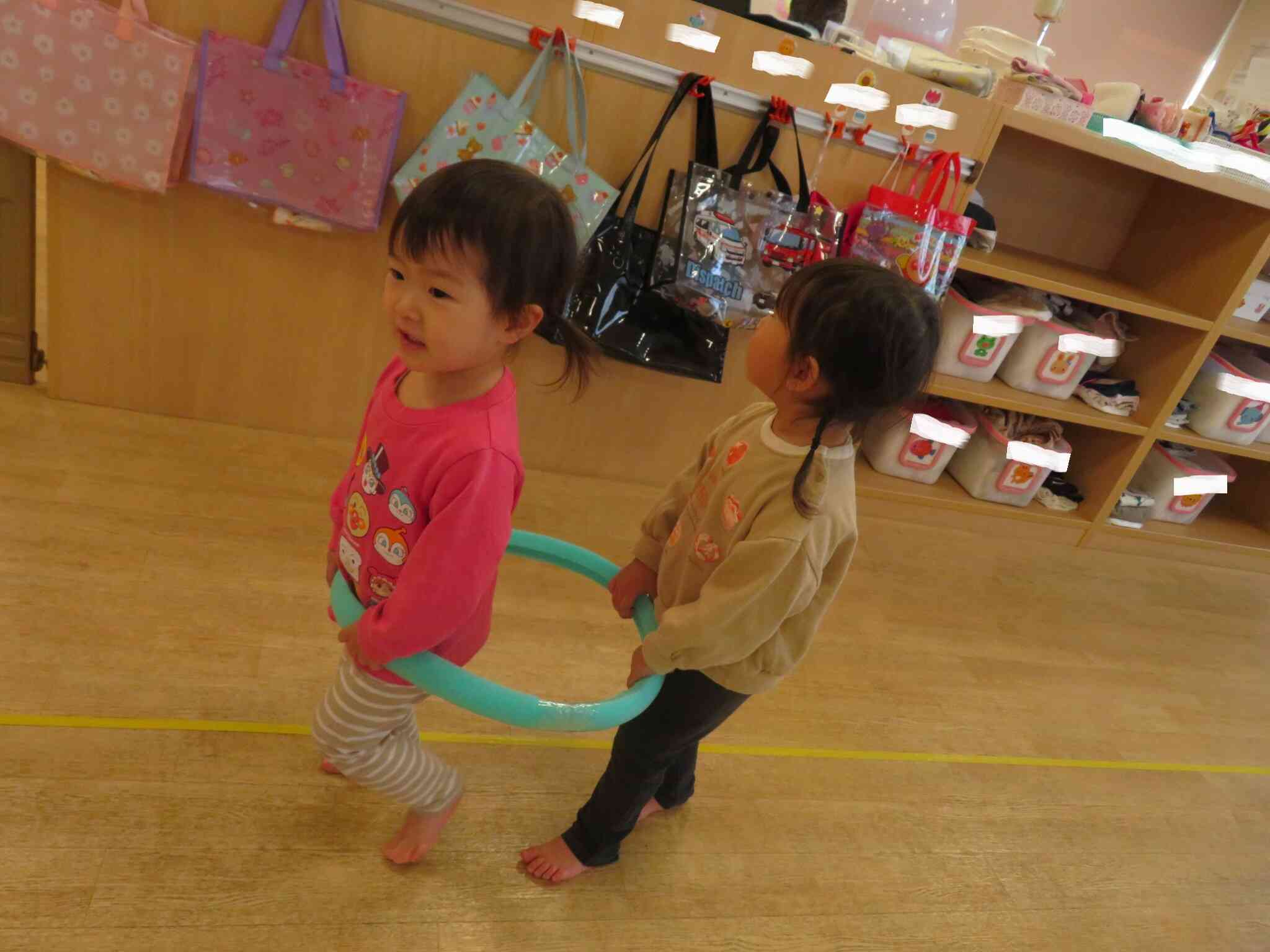 室内遊び（１歳児）