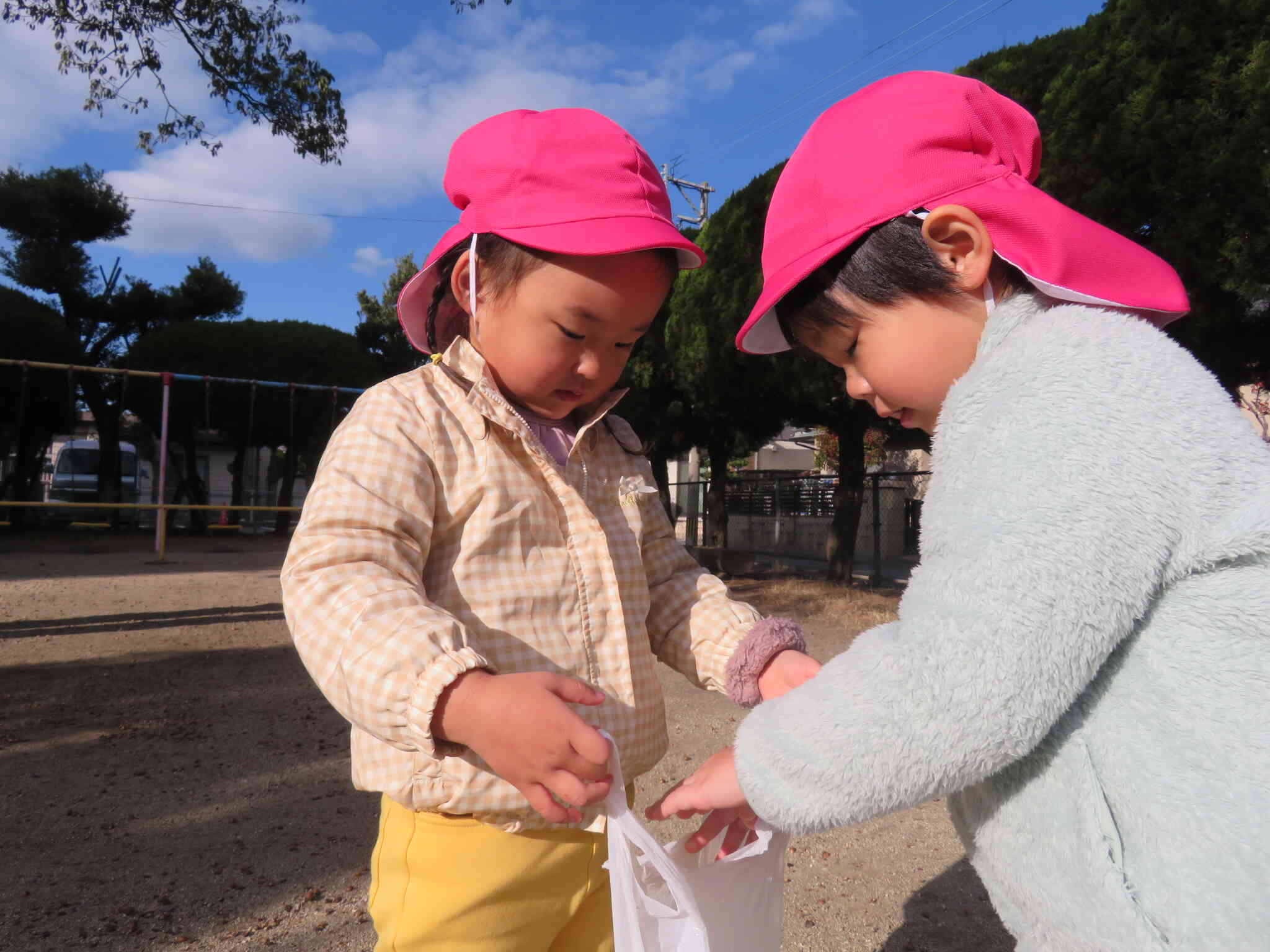 外遊び（２歳児）