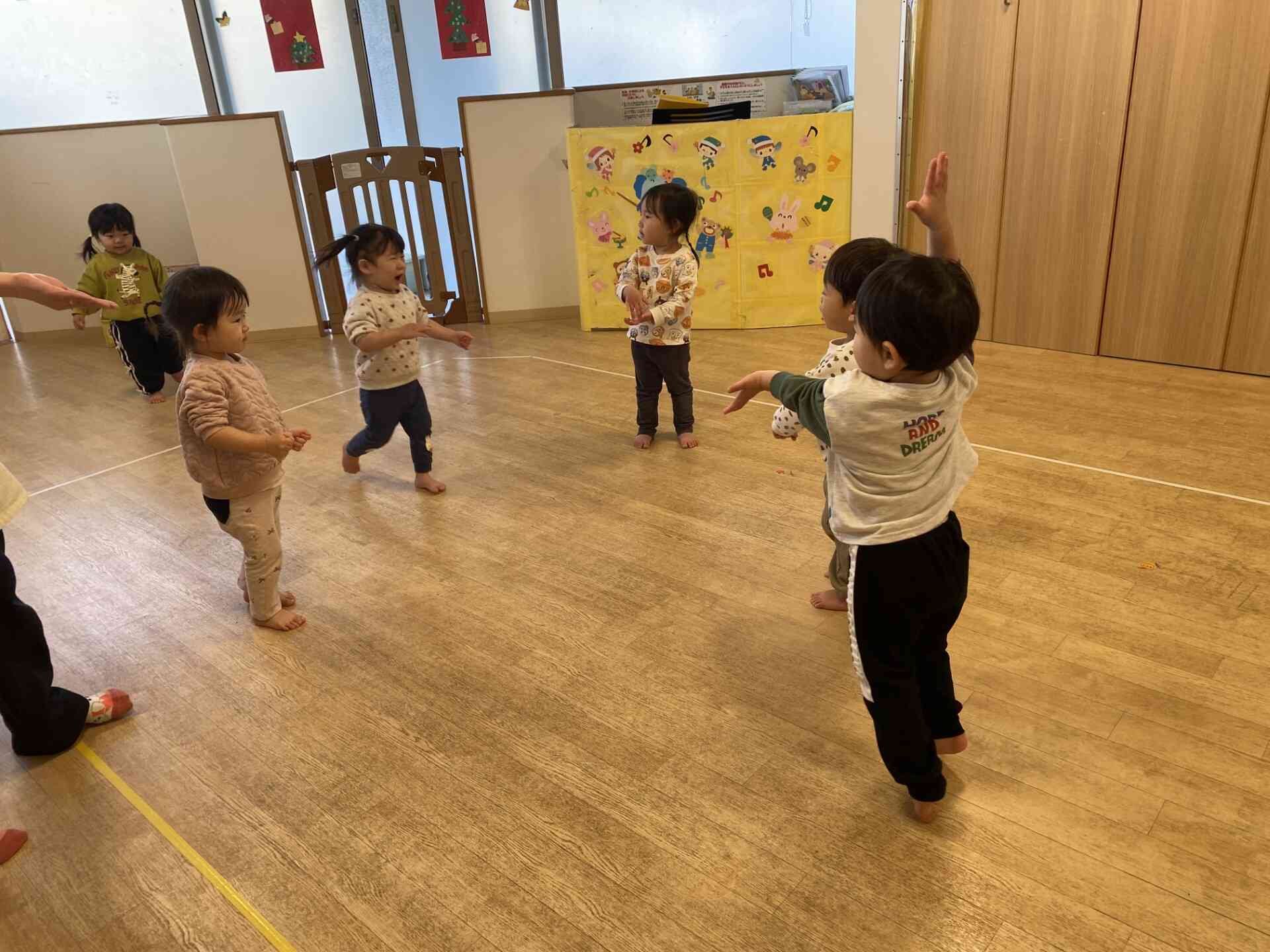 リトミック（１歳児）