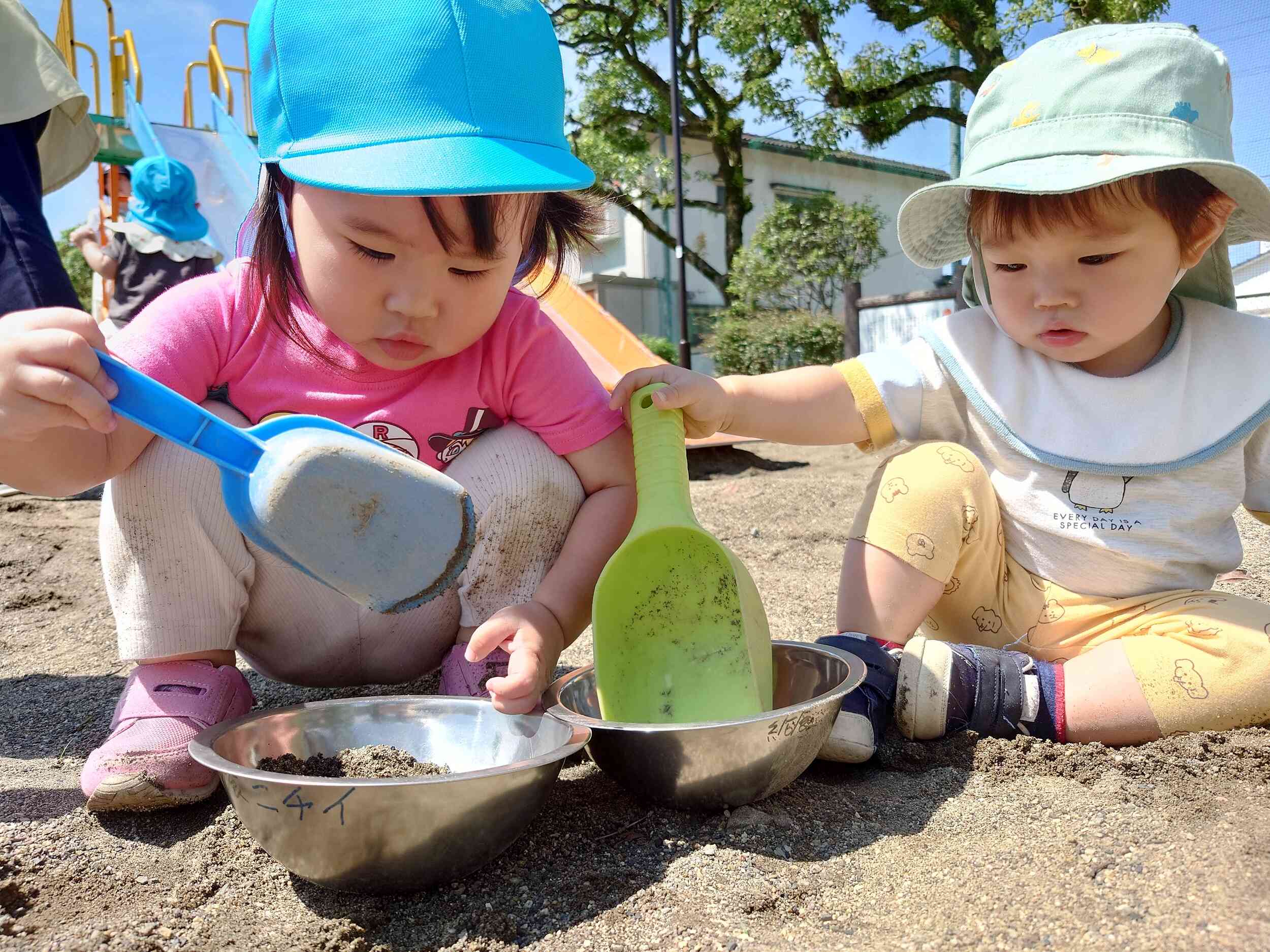夢中になって♪(０歳児)