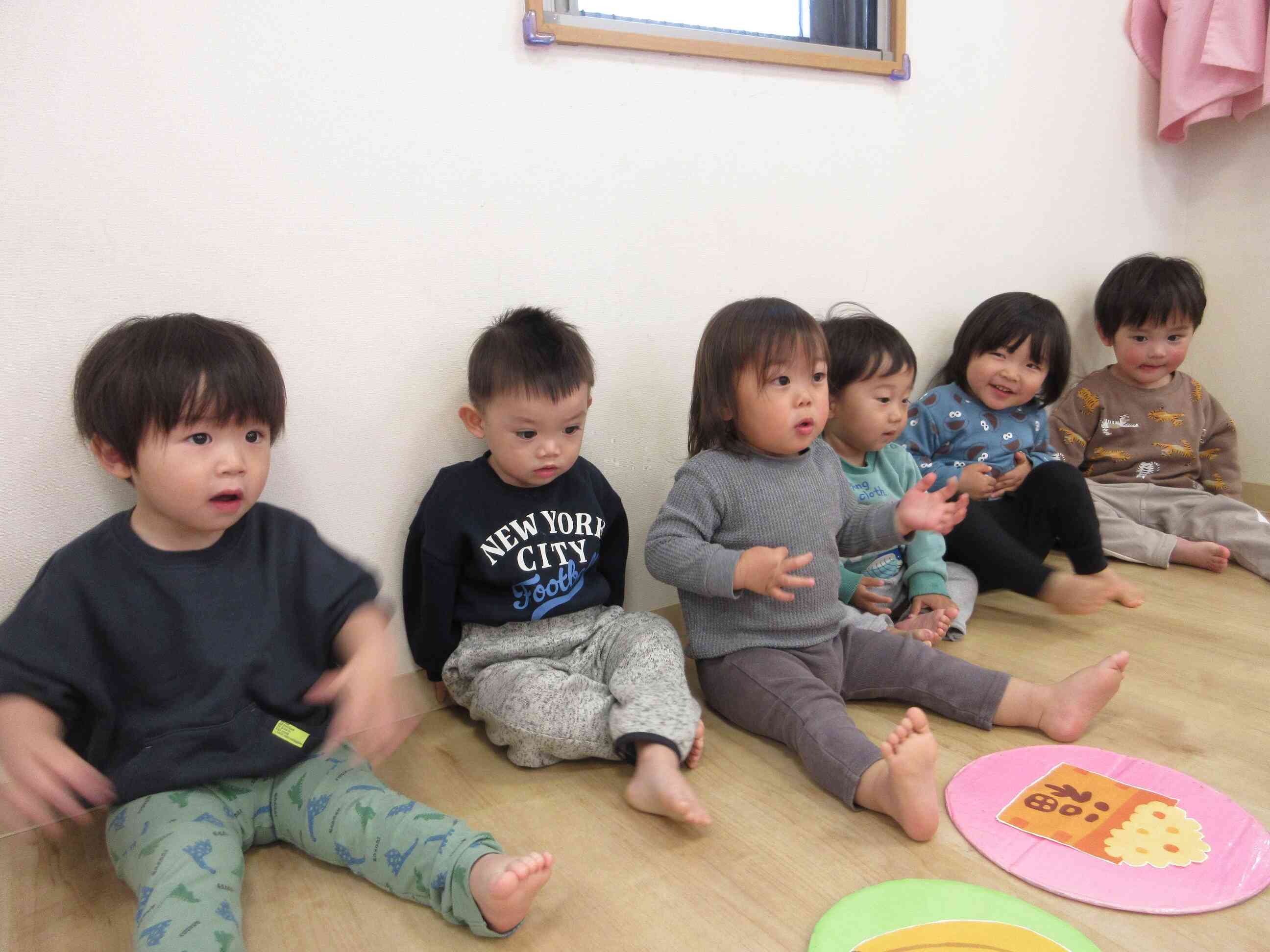 みんなでかるたをしてみたよ