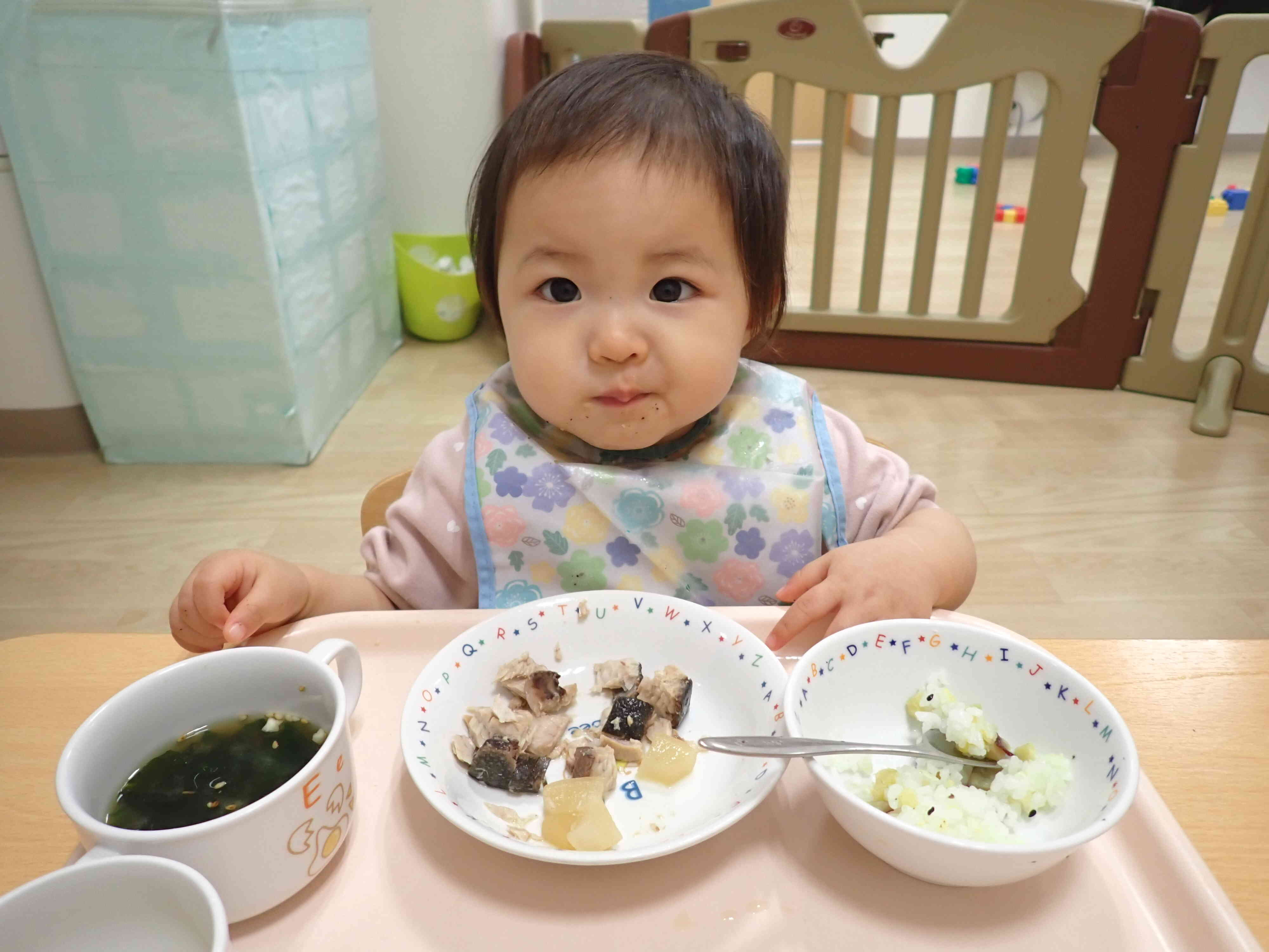 ひよこ組さんも美味しいお顔。