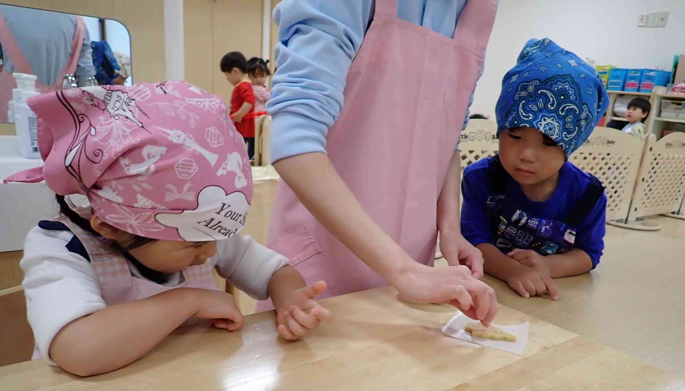 クッキーの型抜きをしよう！