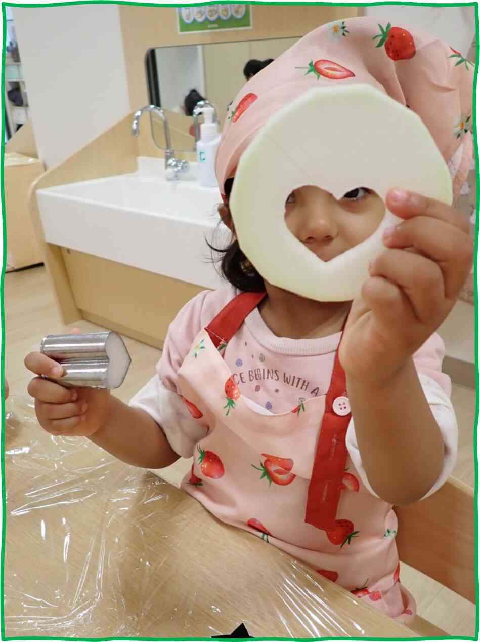 最初は、おみそ汁を作ります