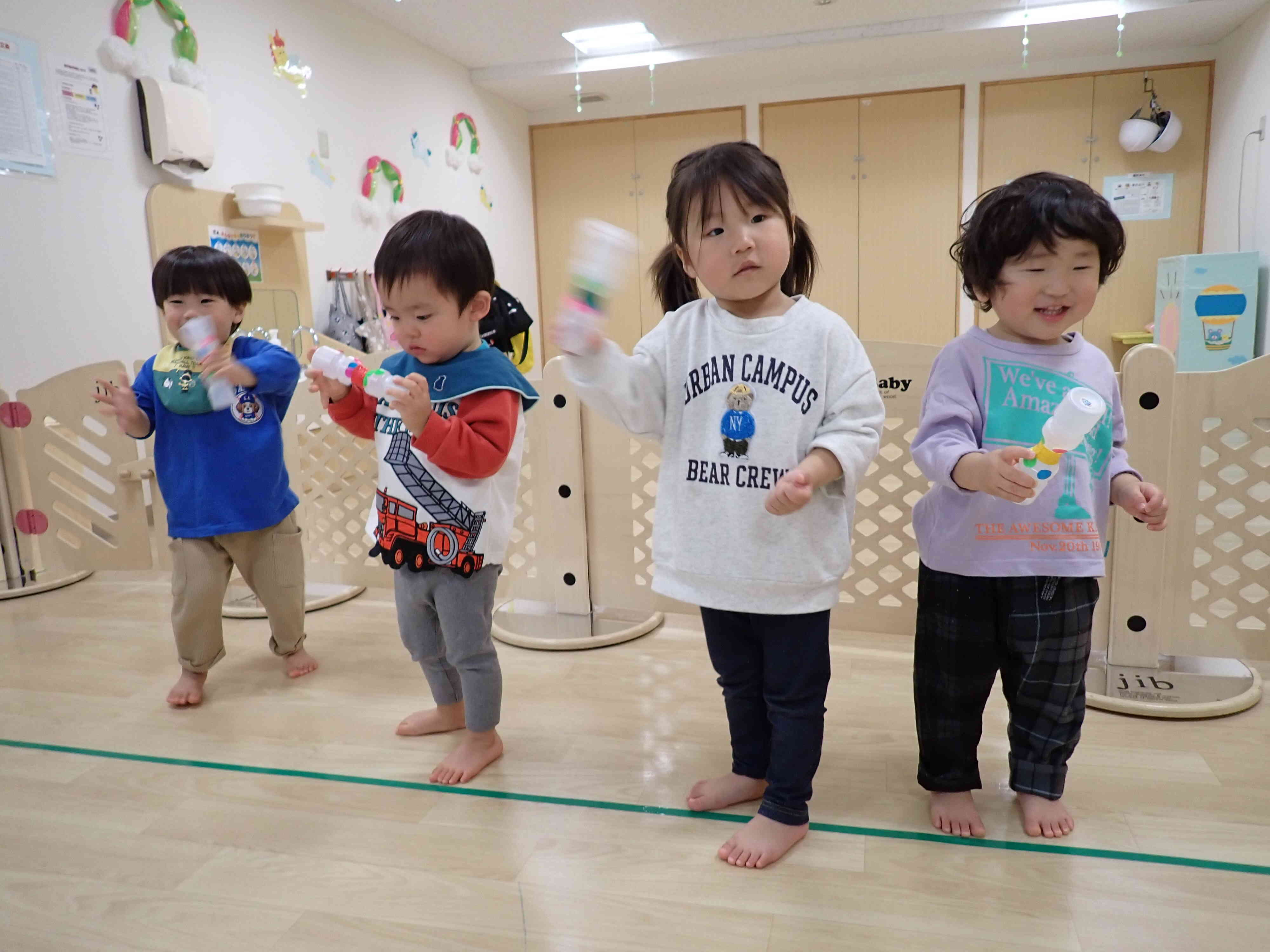 1歳児あひる組さんは・・・