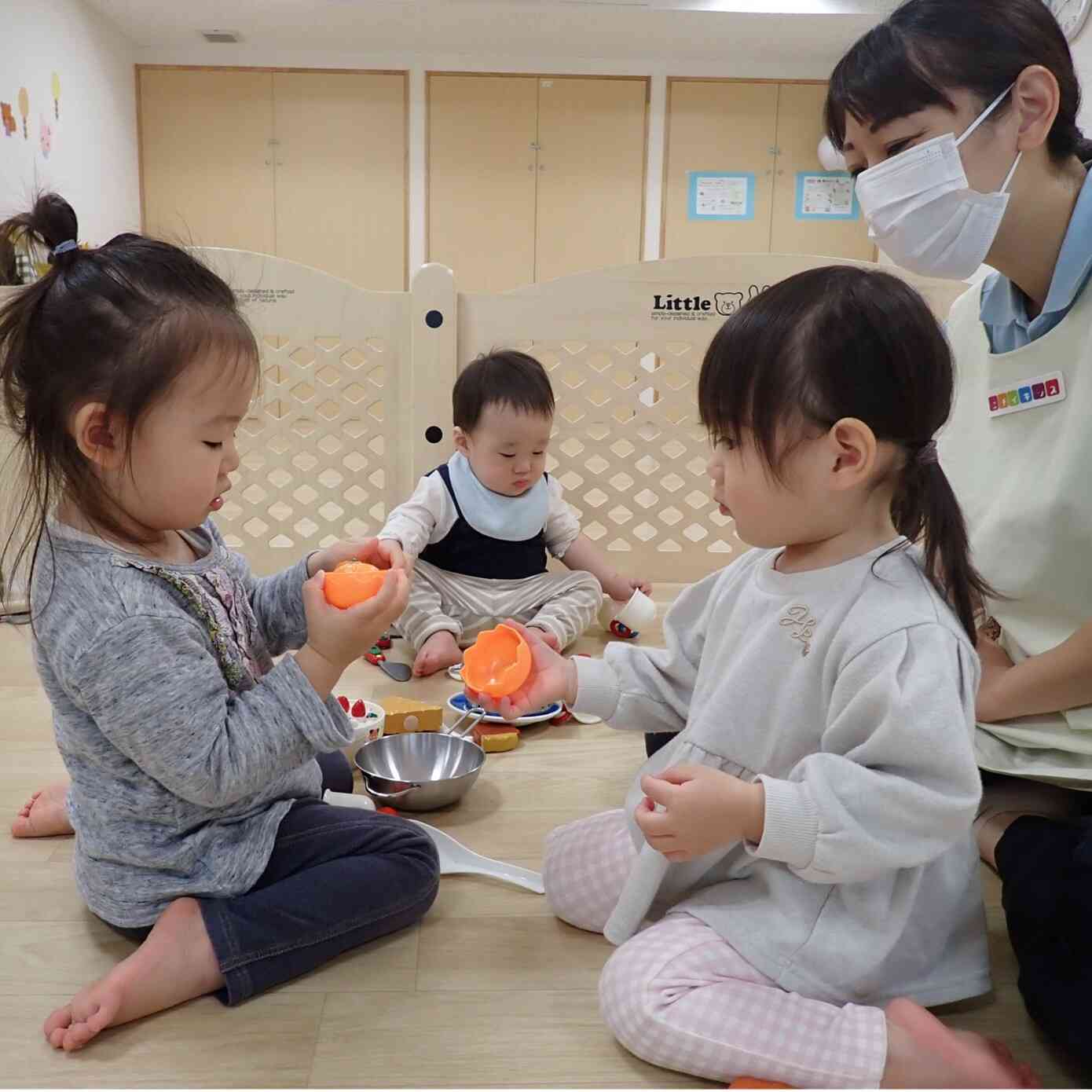 おままごとをしたよ(1歳児・2歳児)