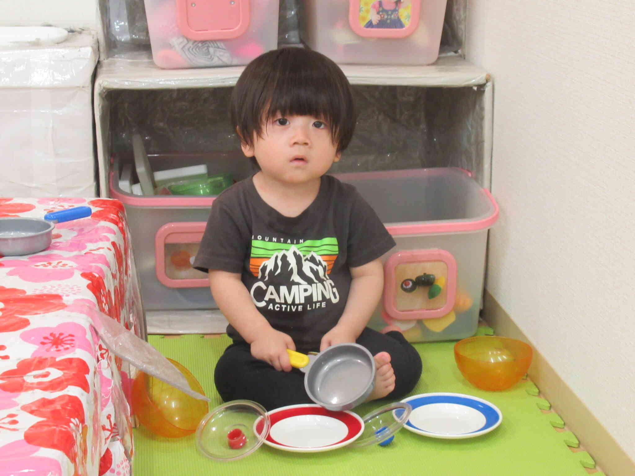 おままごとコーナーでは
