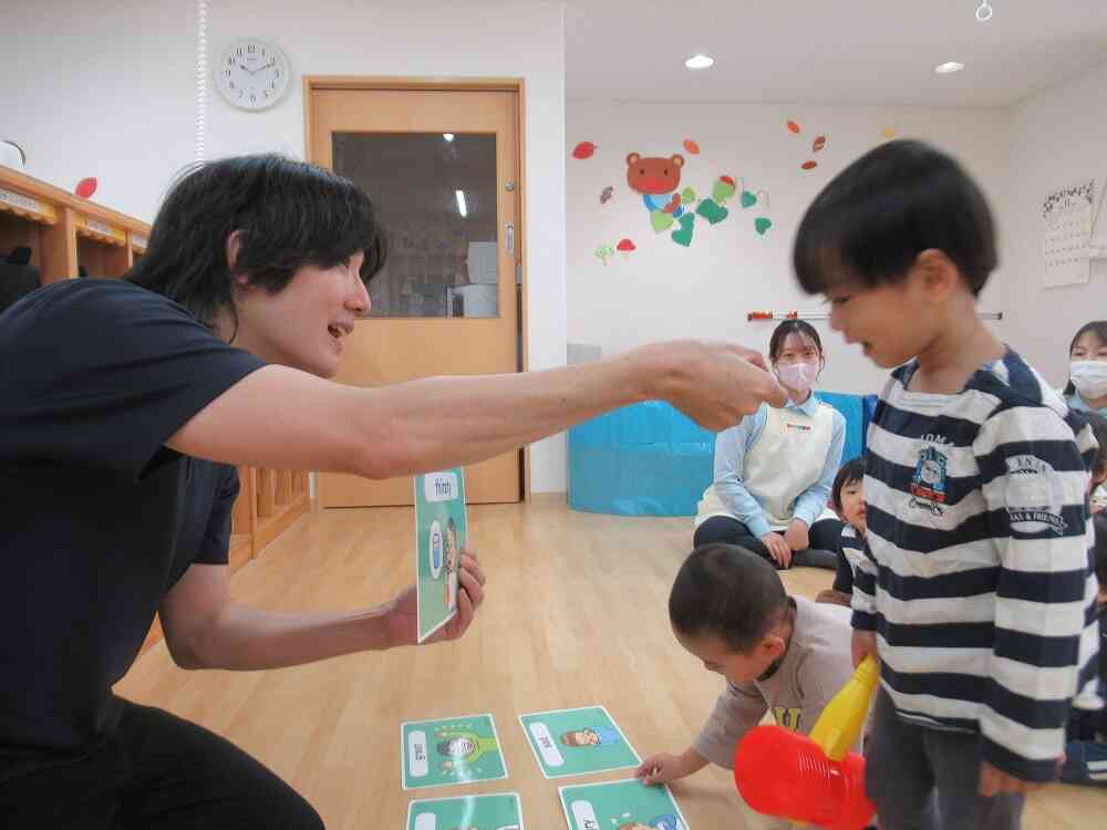 英語でこたえるのさ！