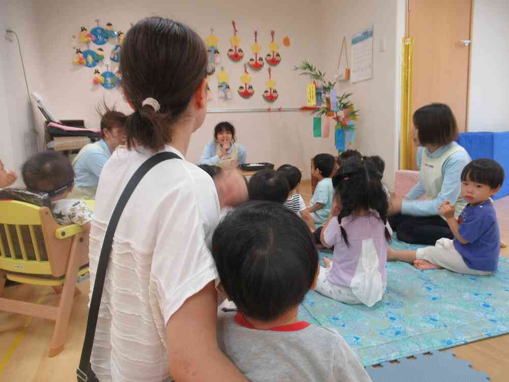 7月の子育てひろば　七夕の集い①