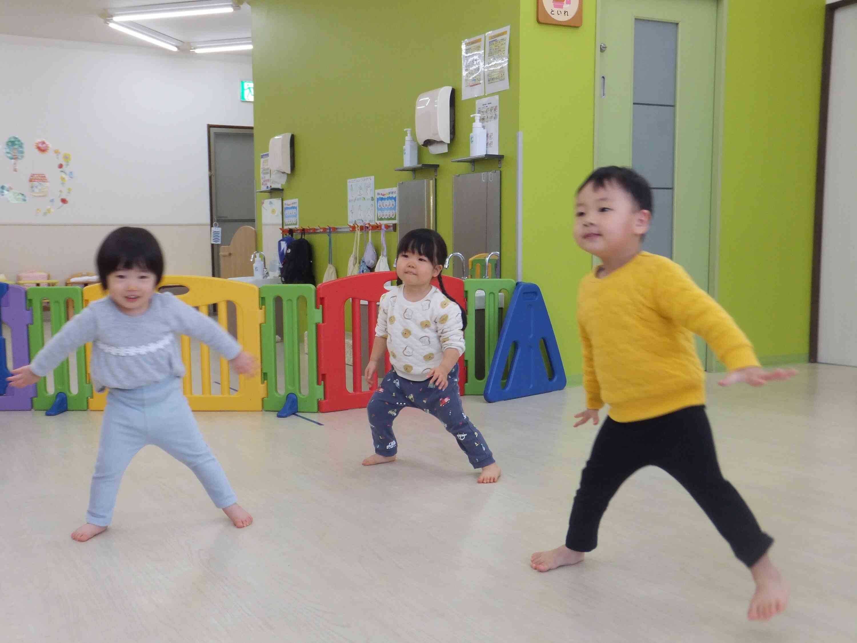 リズムに乗って